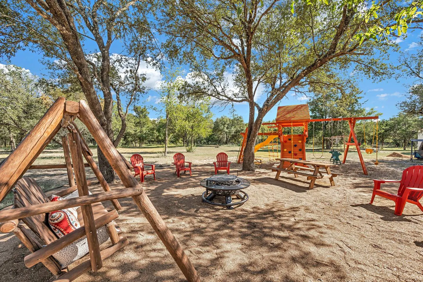 Florence Family Farmhouse Retreat 7