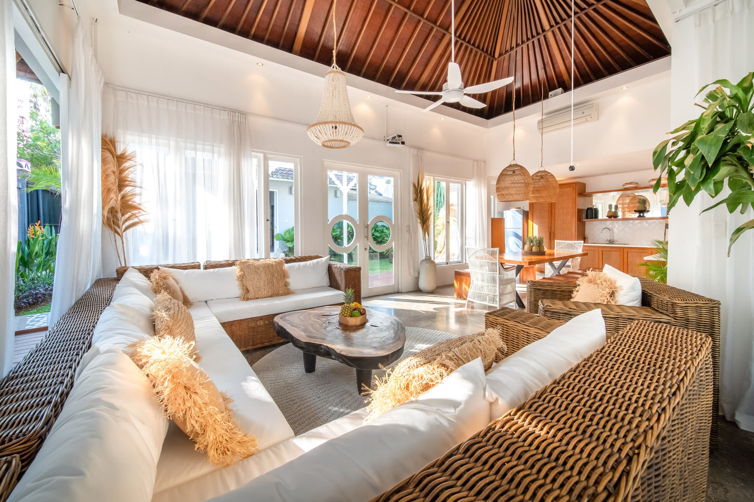 200m from Echo Beach•Rooftop•Spa•Family Villa 8