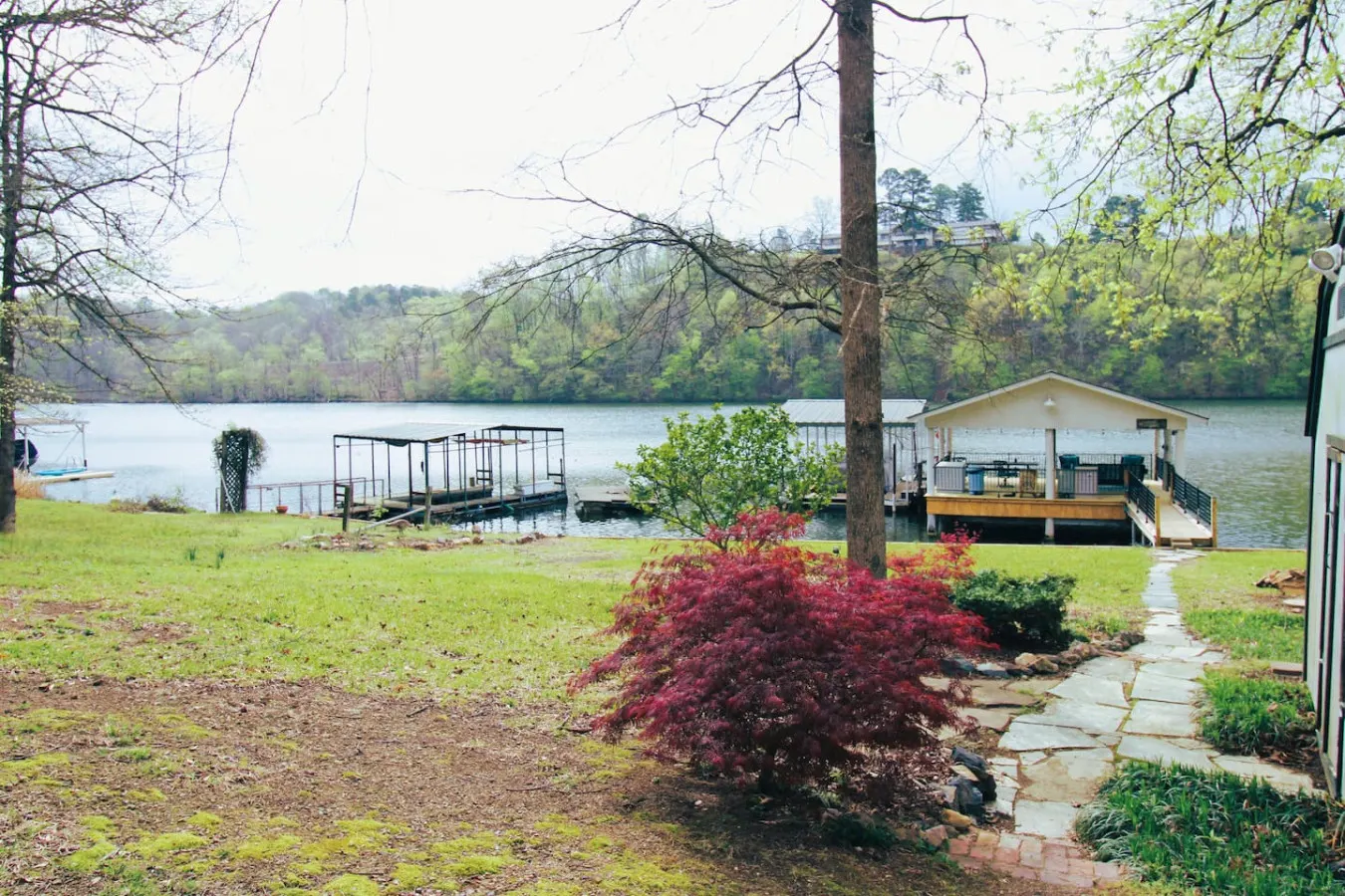 Jax's Lake House 3
