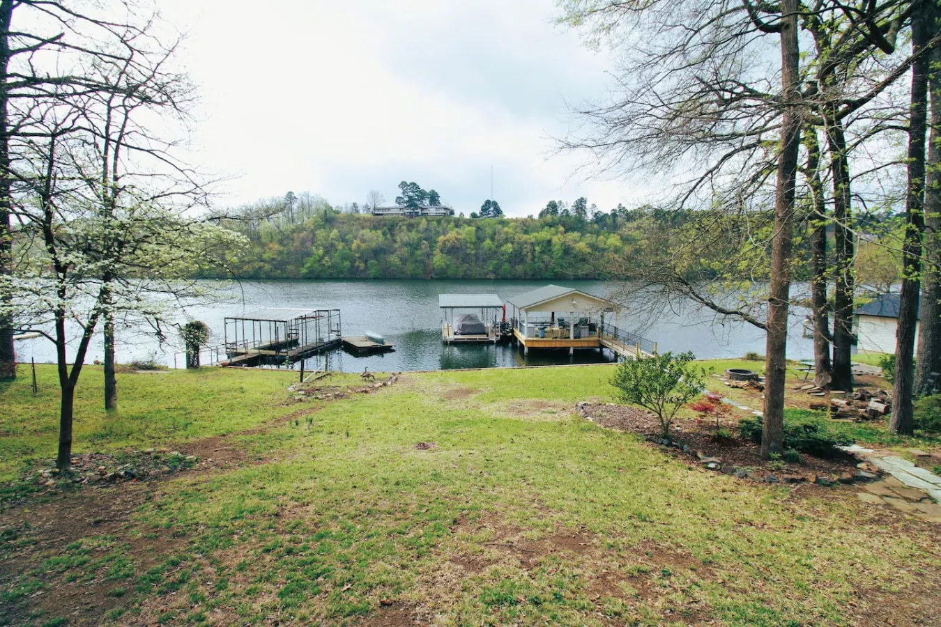 Jax's Lake House 7