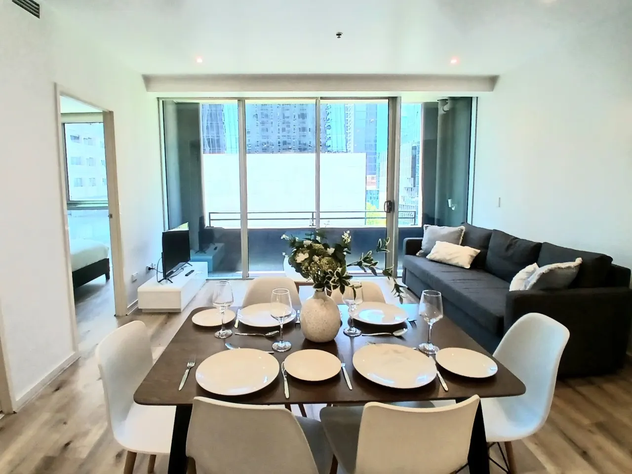 ReadySet Apartments at liberty - 2 Bedroom Apartment - D8 6