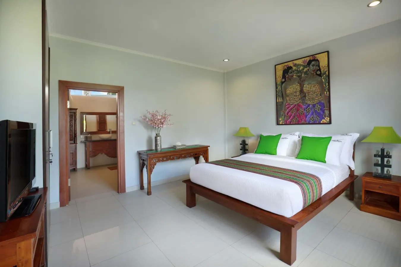 Stunning Villa Near Legian Beach 17