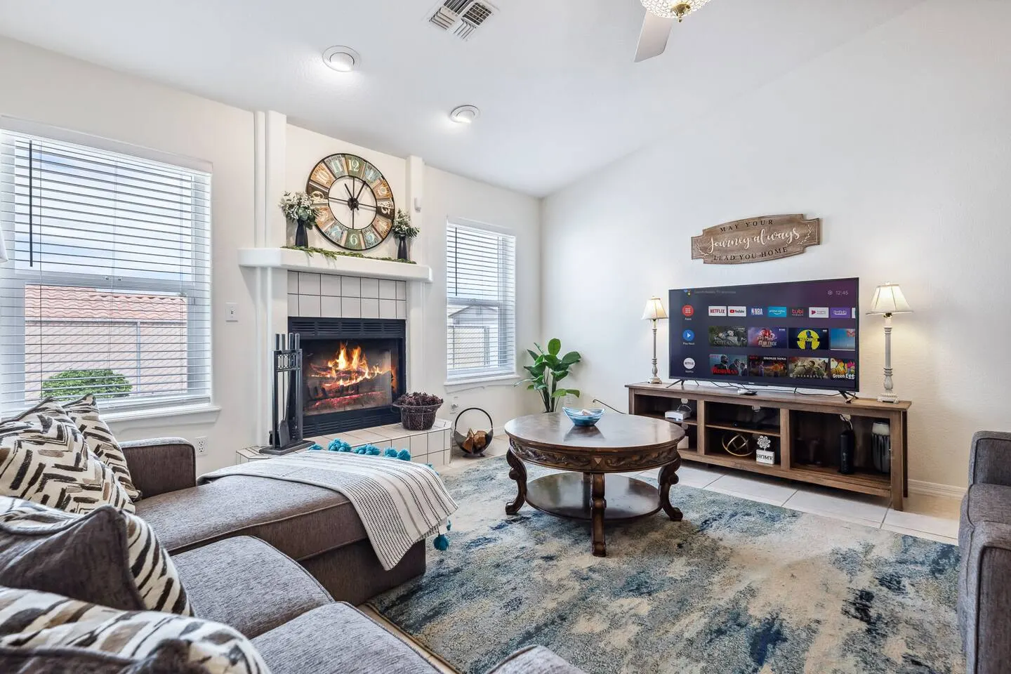Central & Sprawling 3bd Boat Parking Sleeps 7 12
