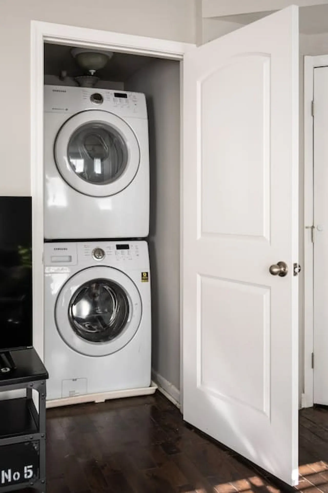 Stylish 2BR near it all 13