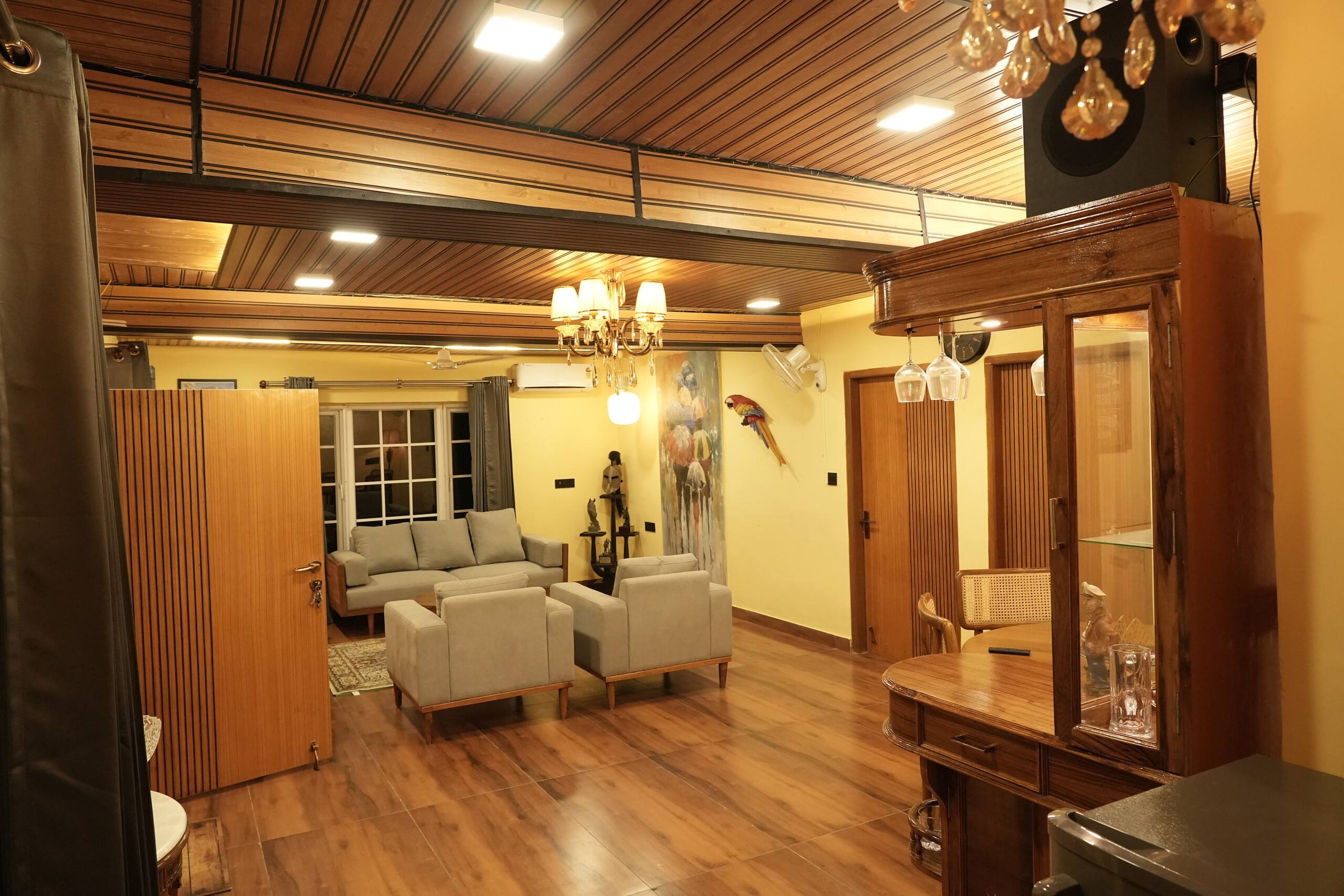 Hill Crest Villa 16