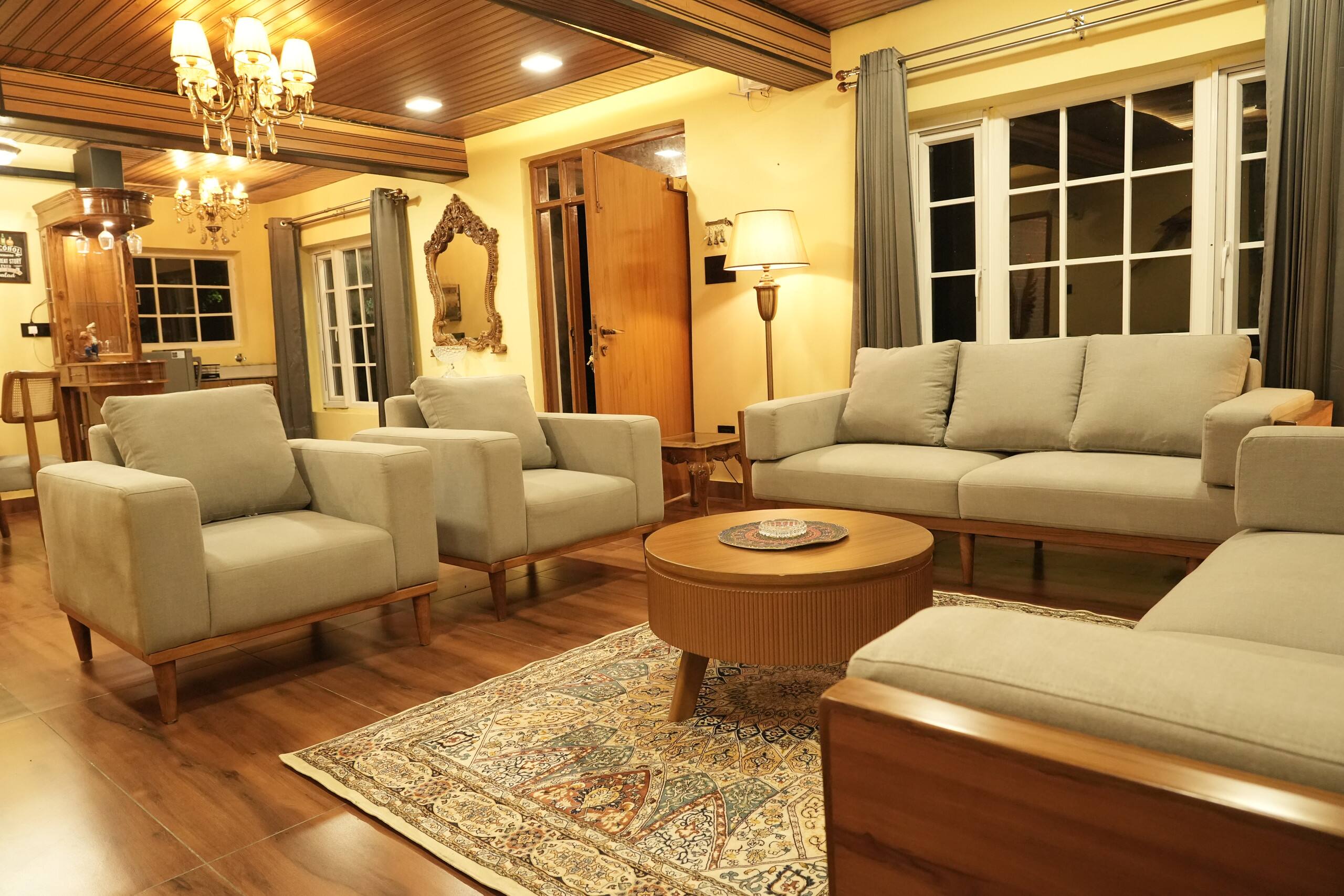 Hill Crest Villa