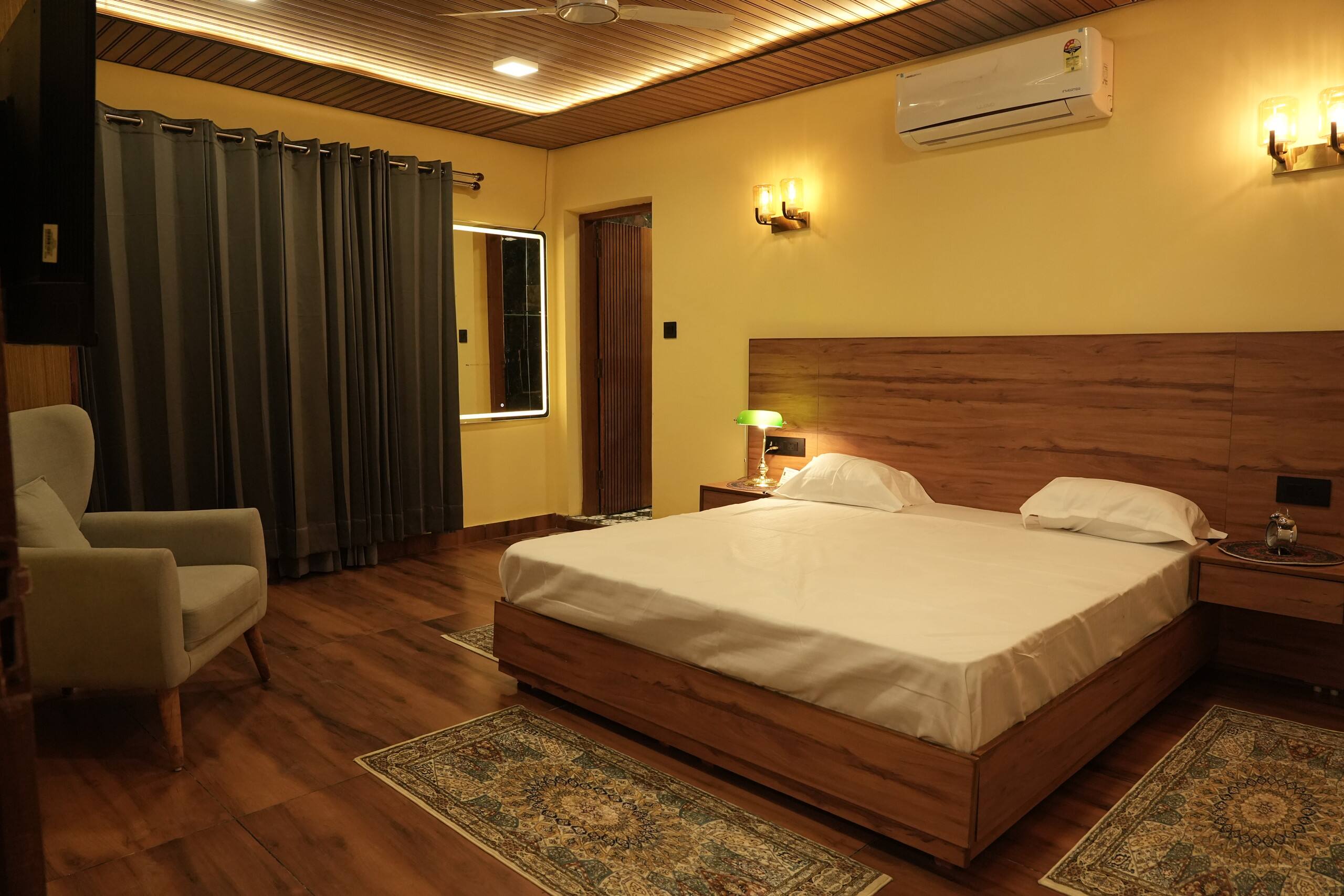 Hill Crest Villa 24