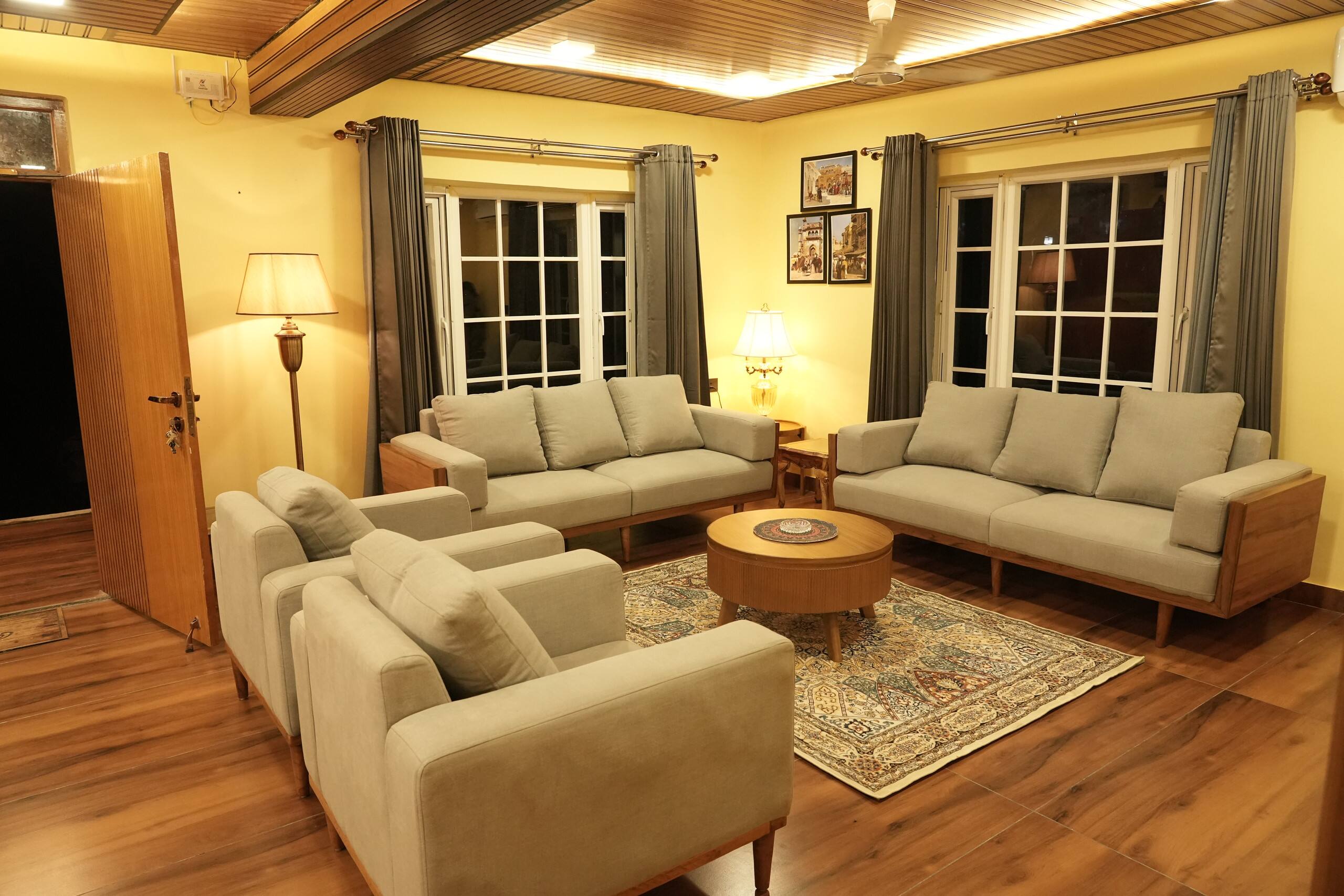 Hill Crest Villa 14