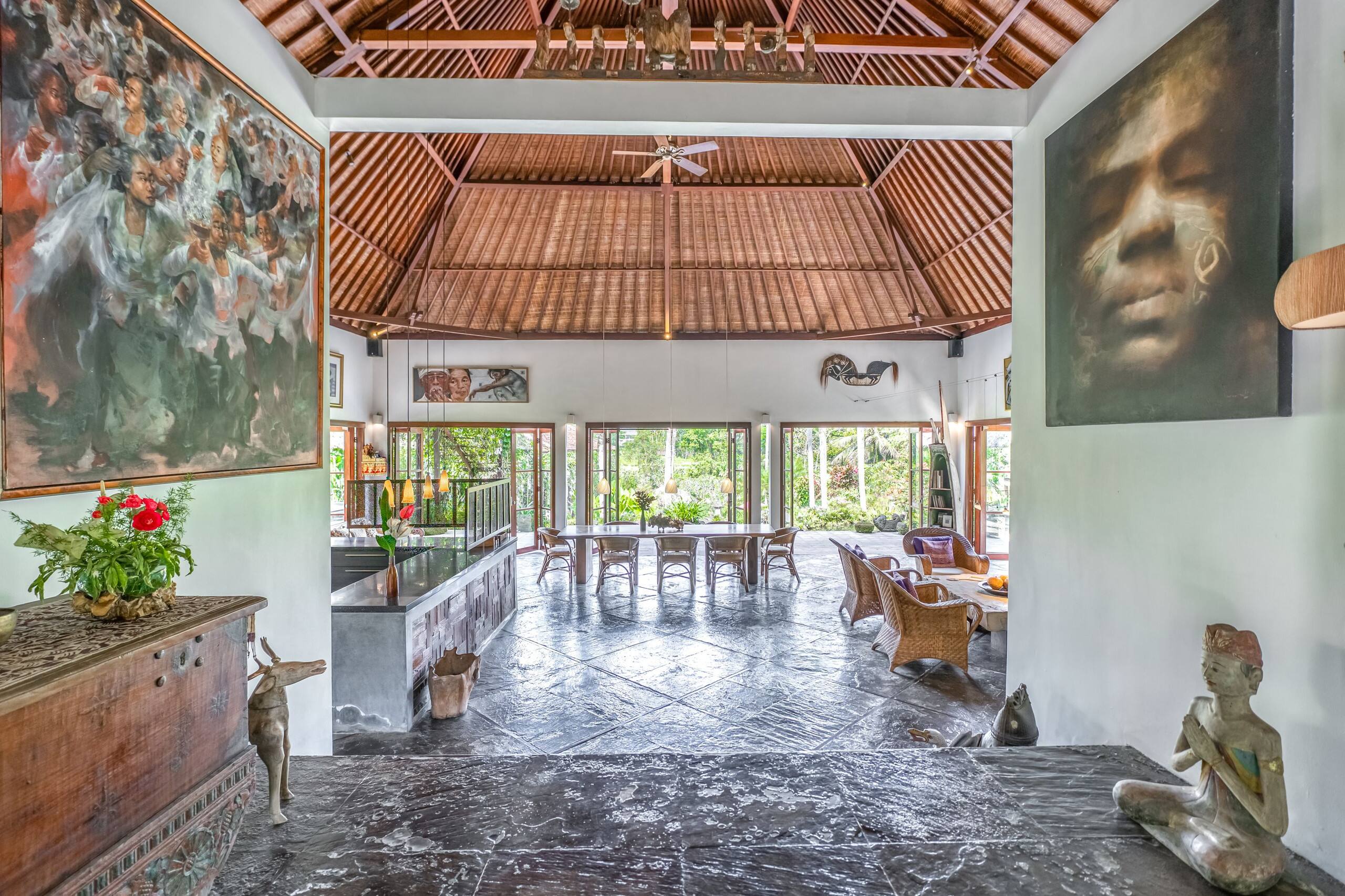 Luxury 2BR Villa Private Pool & Tropical Garden — photo 5