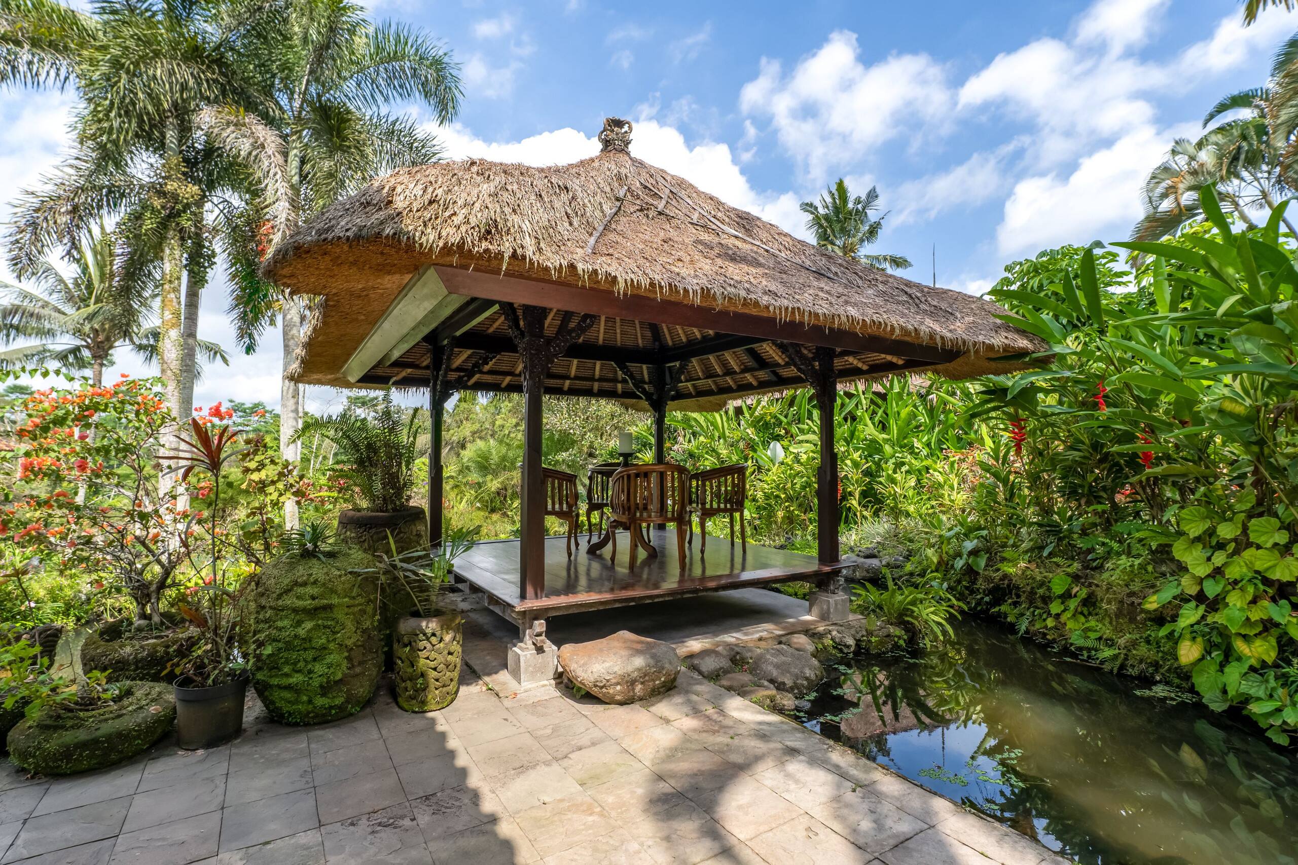 Luxury 2BR Villa Private Pool & Tropical Garden 29