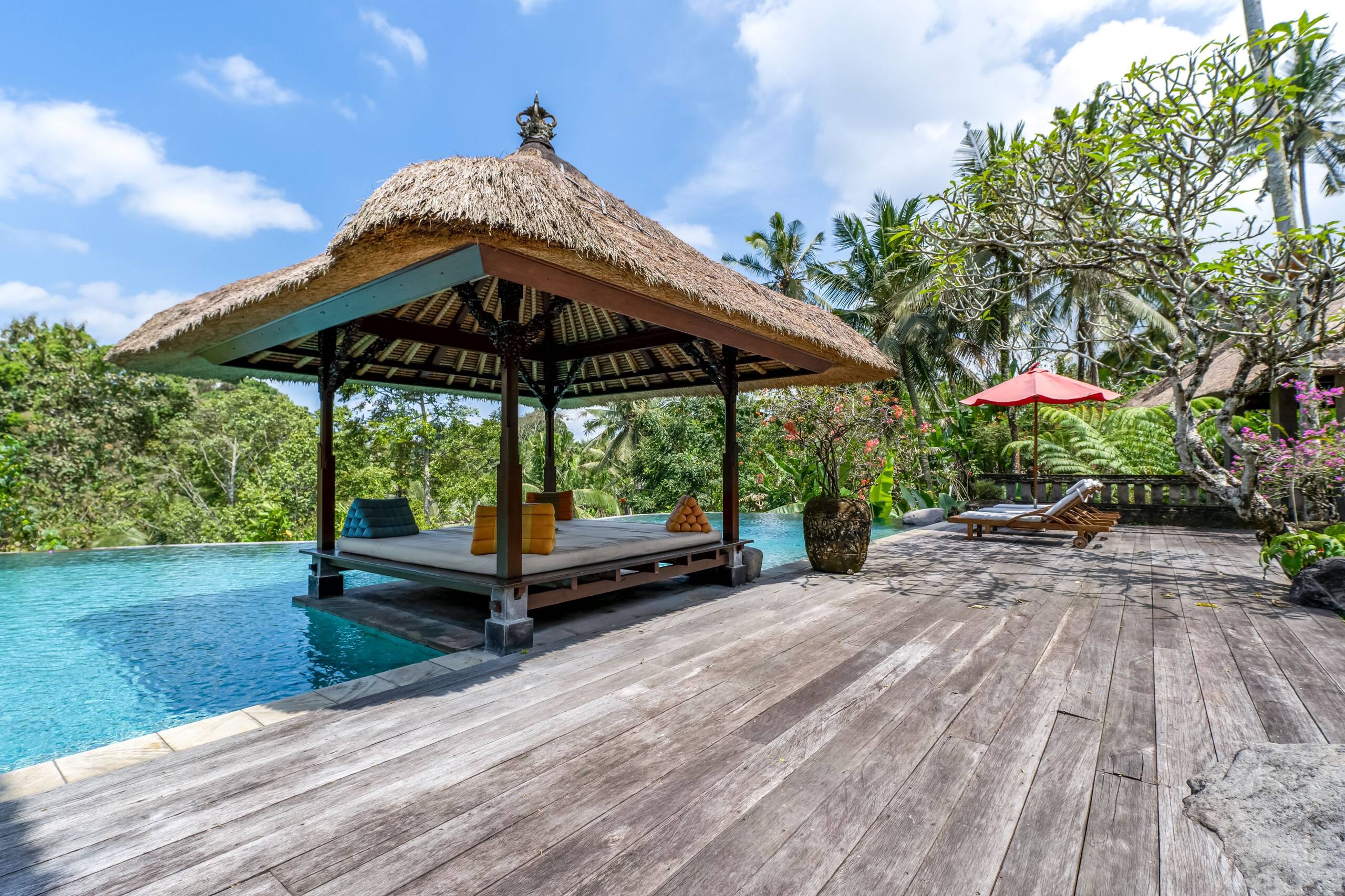 Luxury 2BR Villa Private Pool & Tropical Garden 26