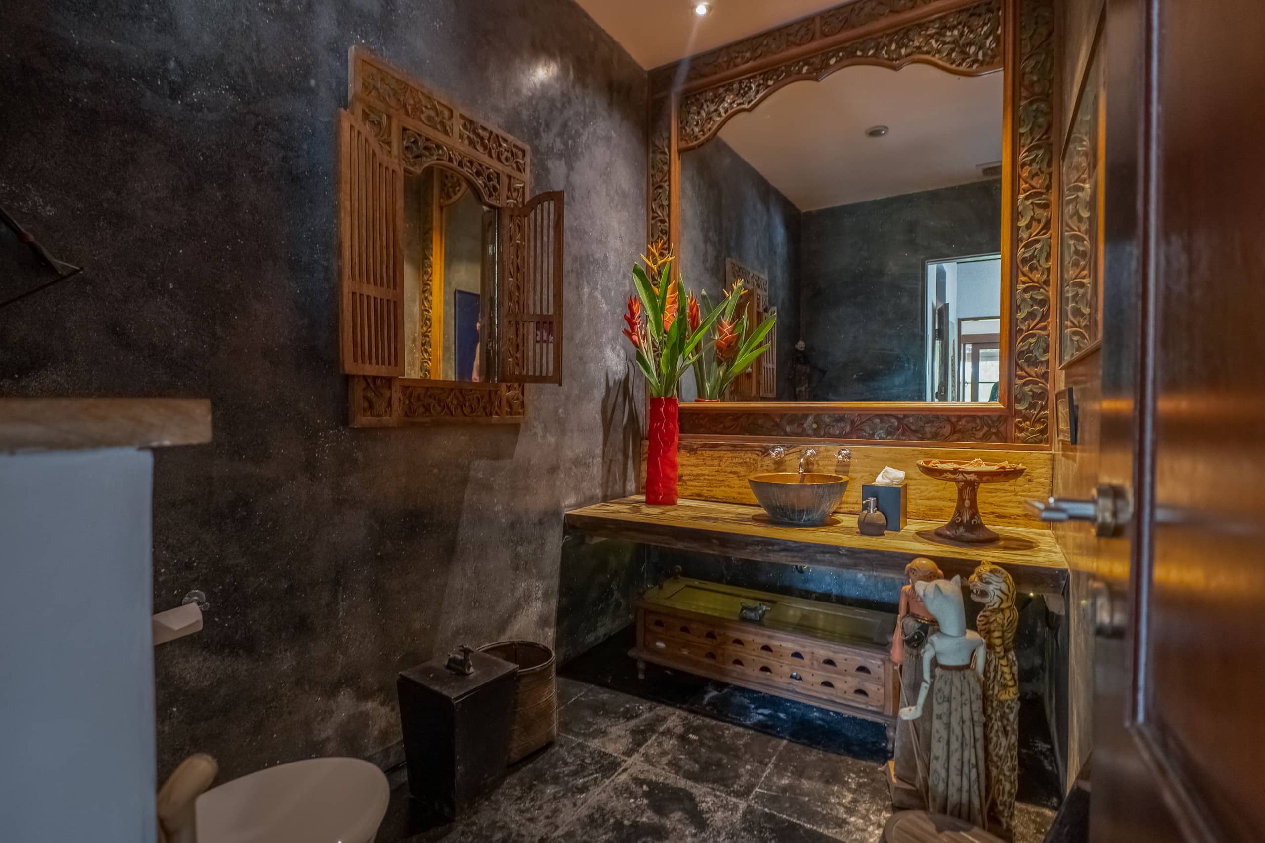Luxury 2BR Villa Private Pool & Tropical Garden 24