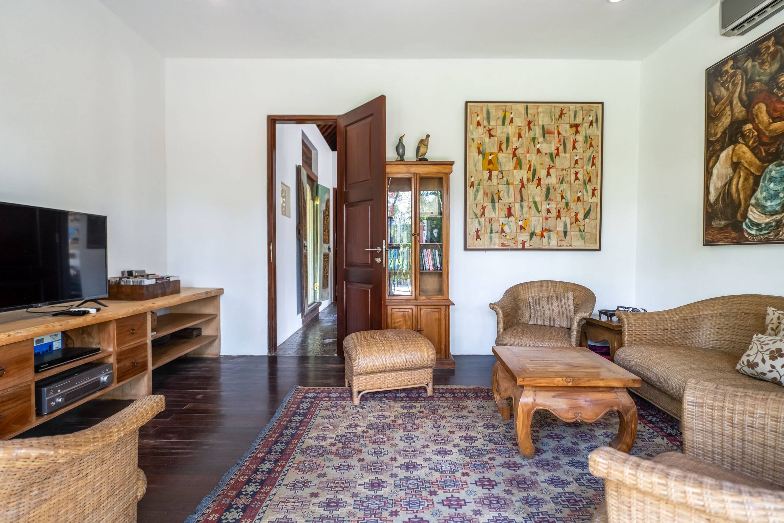 Luxury 2BR Villa Private Pool & Tropical Garden 11