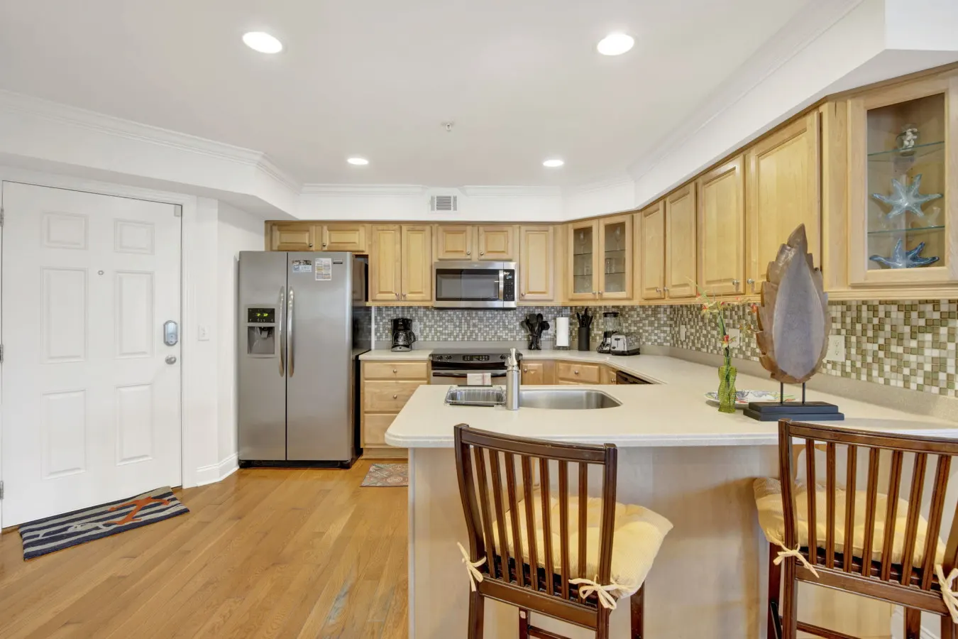 Sea Sight C: Modern 3BR Family Oasis 12
