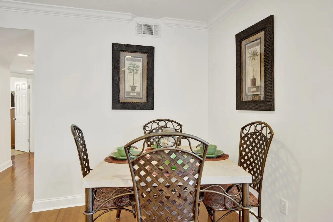 Sea Sight C: Modern 3BR Family Oasis 16