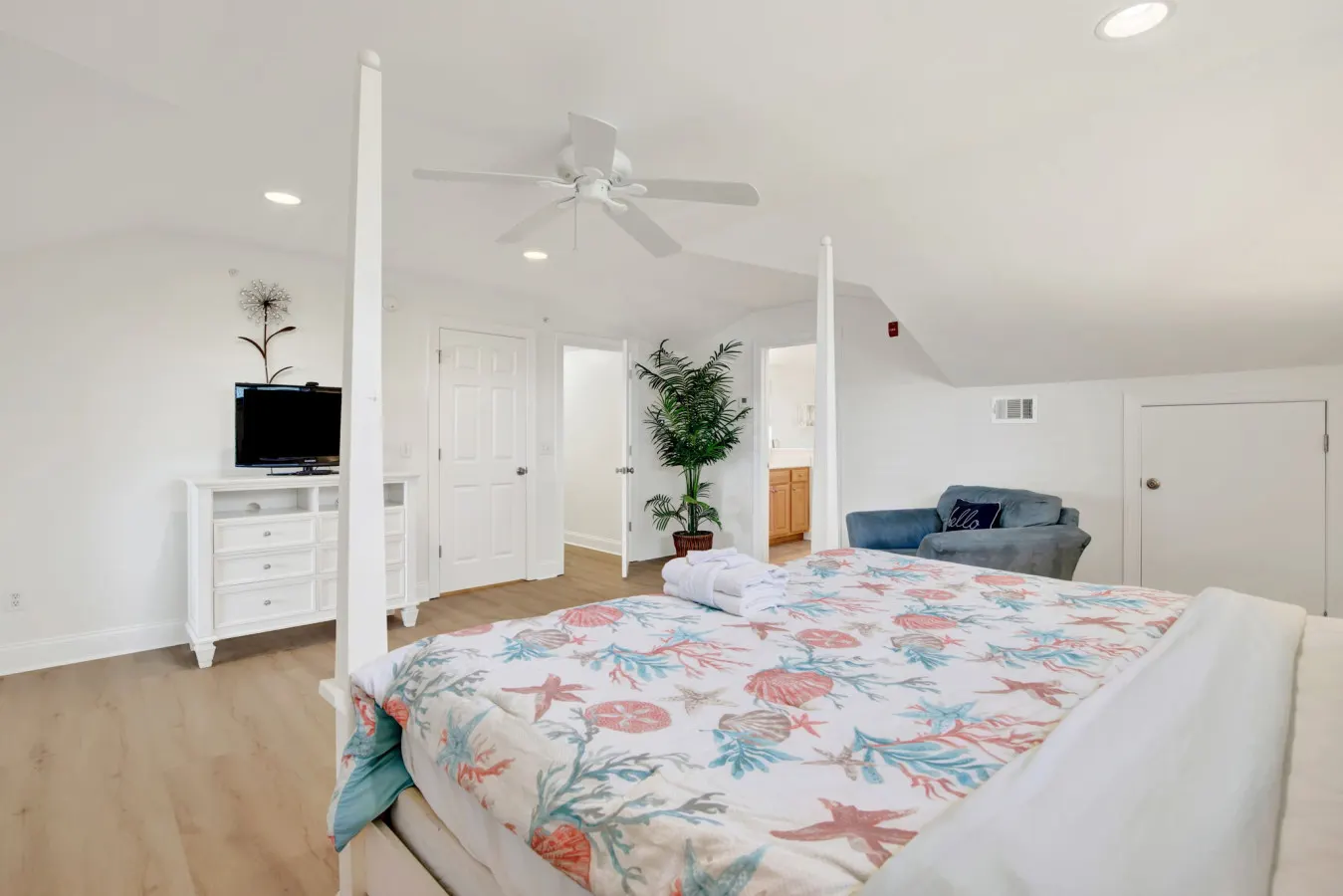 Sea Sight C: Modern 3BR Family Oasis — photo 3