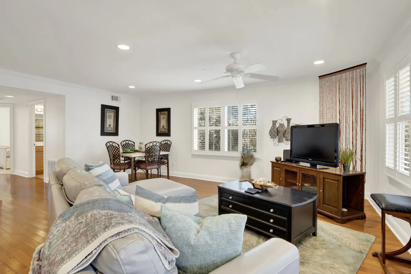 Sea Sight C: Modern 3BR Family Oasis 6
