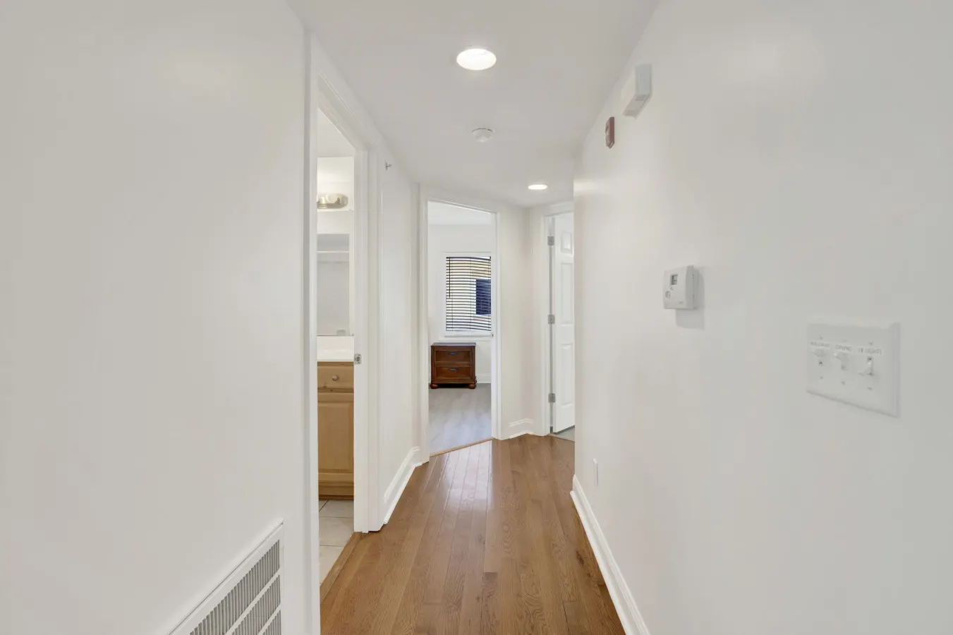 Sea Sight B: Chic 3BR Family Cove 16