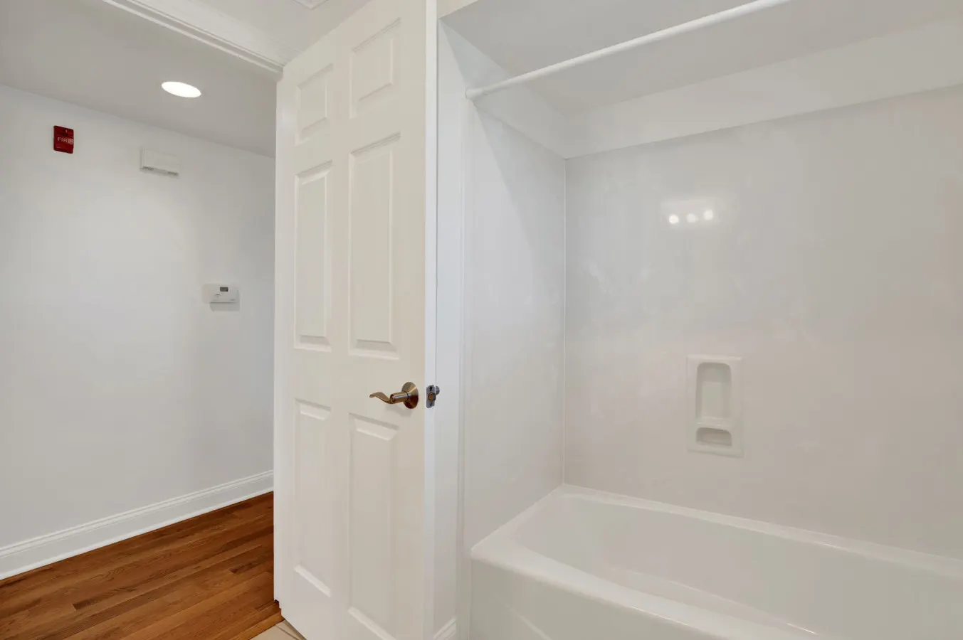 Sea Sight B: Chic 3BR Family Cove 20
