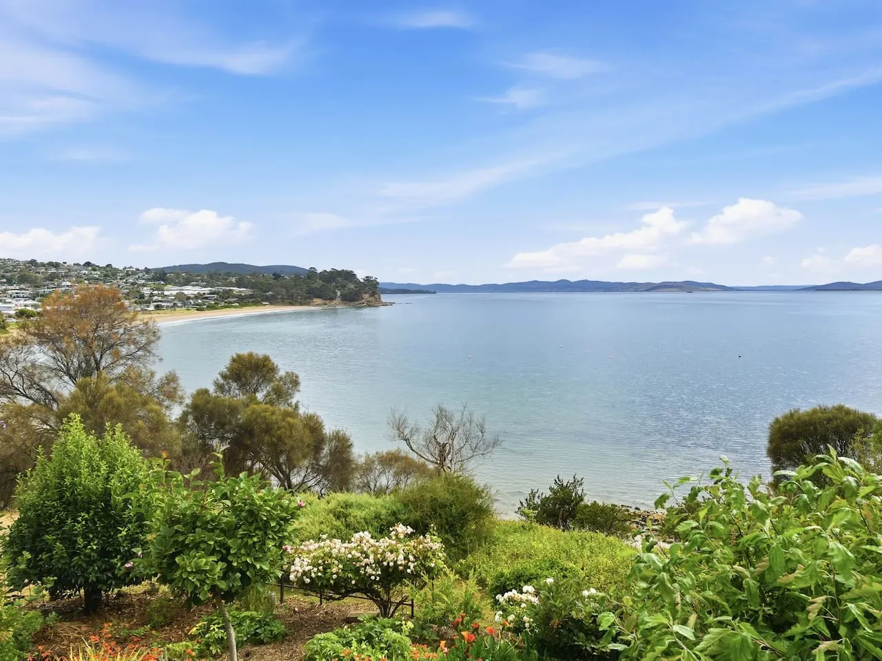 House by the Beach, Beautiful View - 20m from sand 18