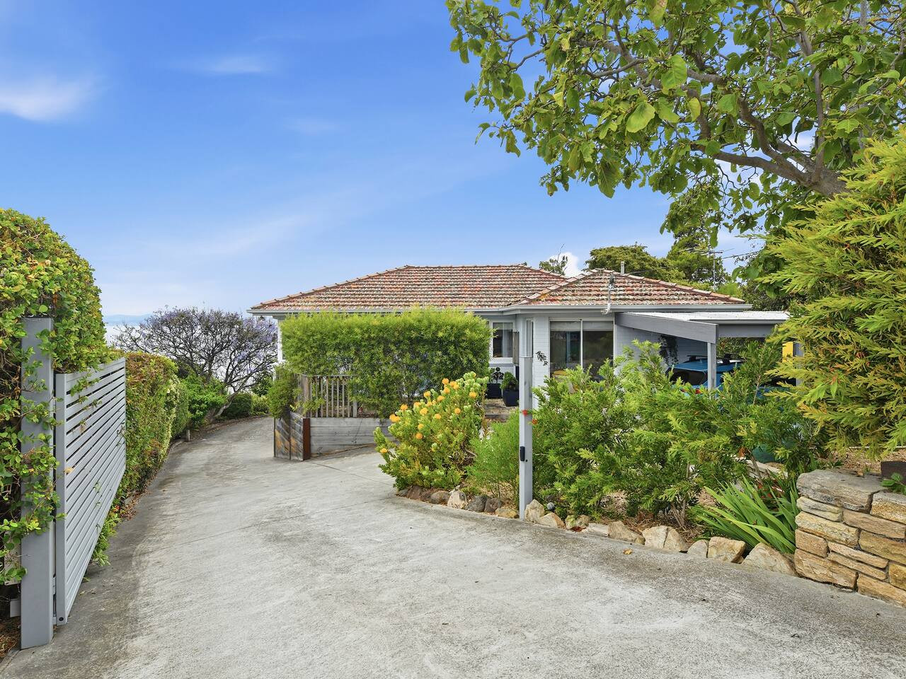 House by the Beach, Beautiful View - 20m from sand — photo 5