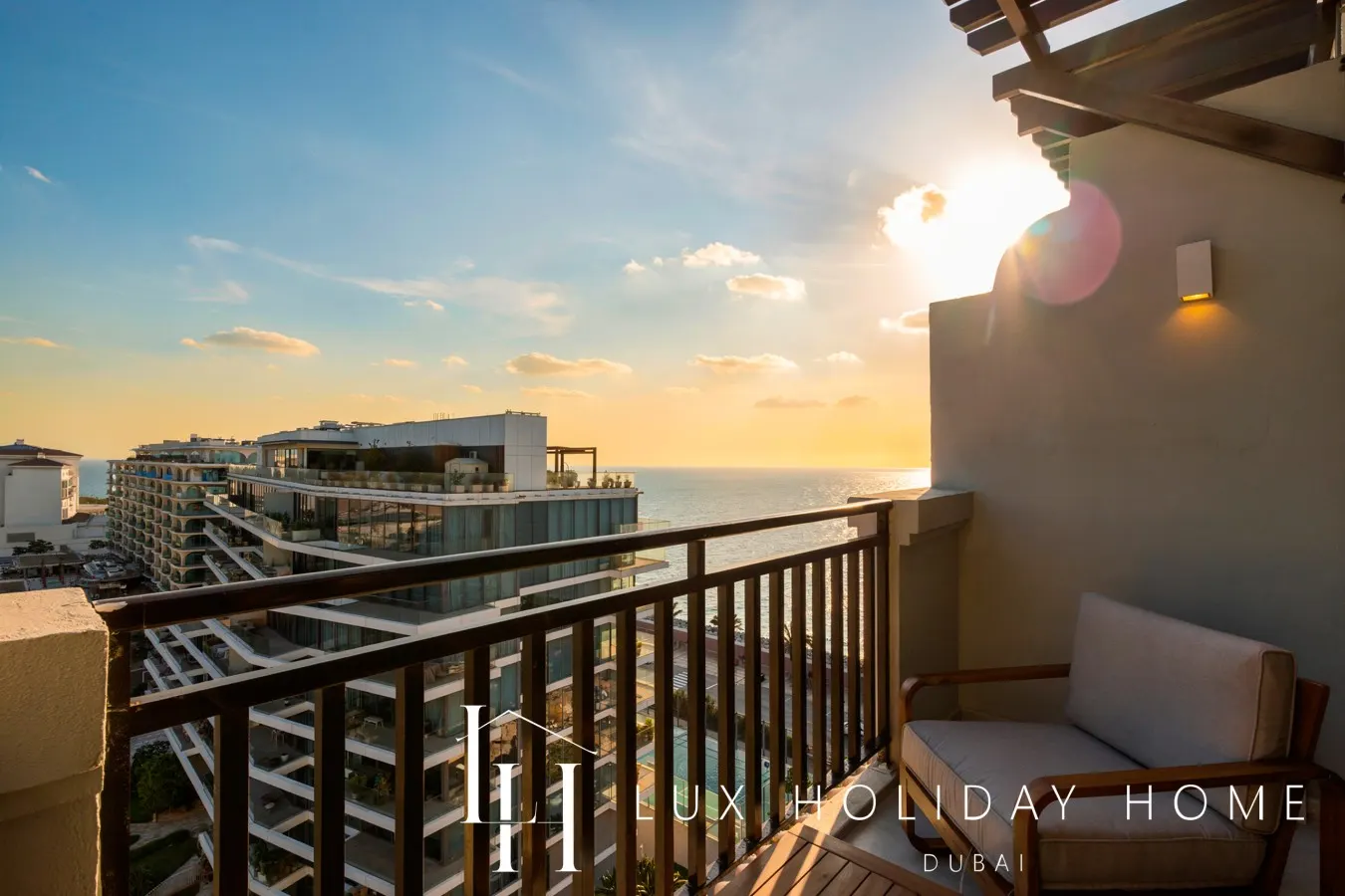 LUX | The Anantara Residence Studio