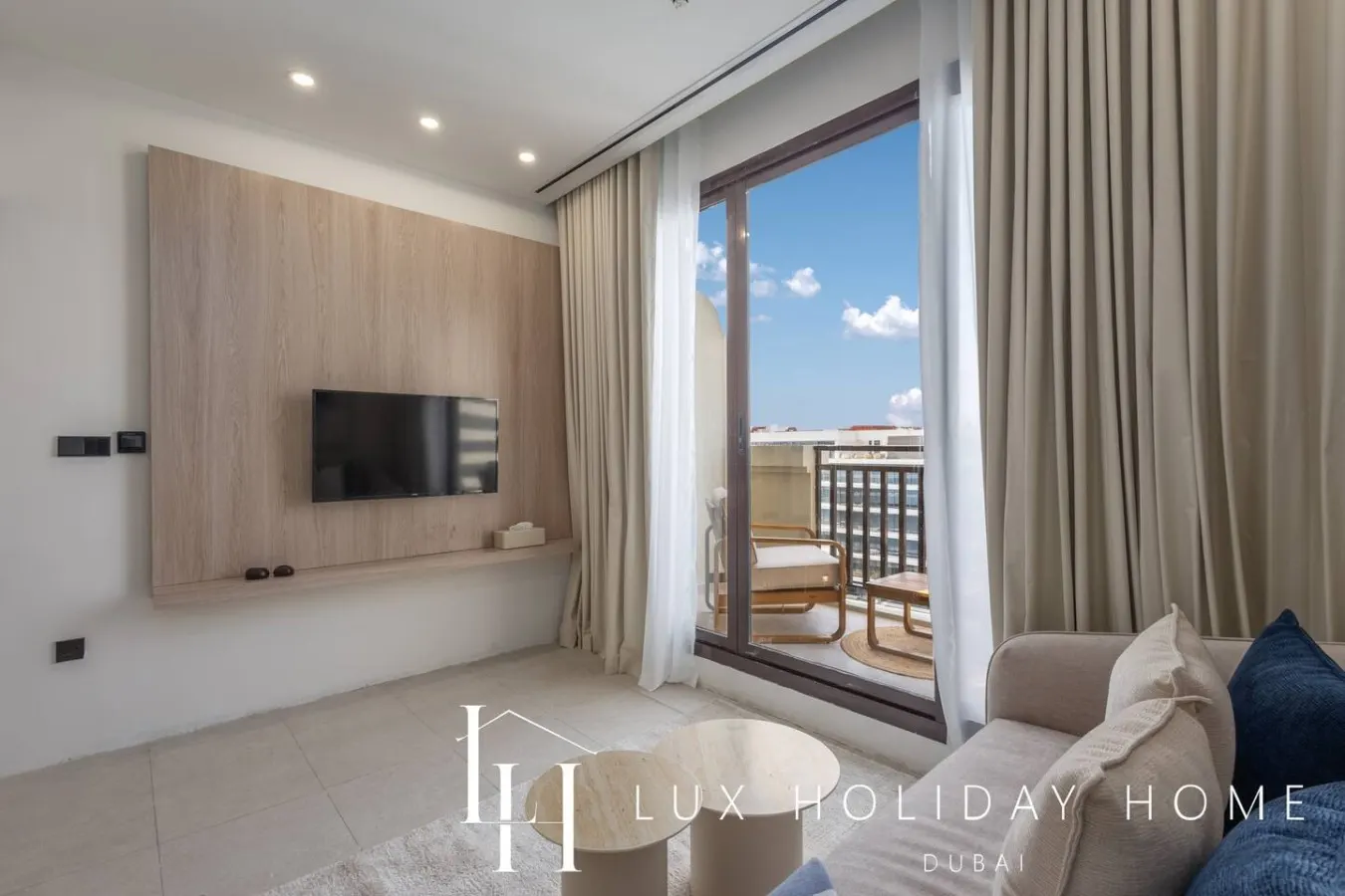 LUX | The Anantara Residence Studio — photo 2