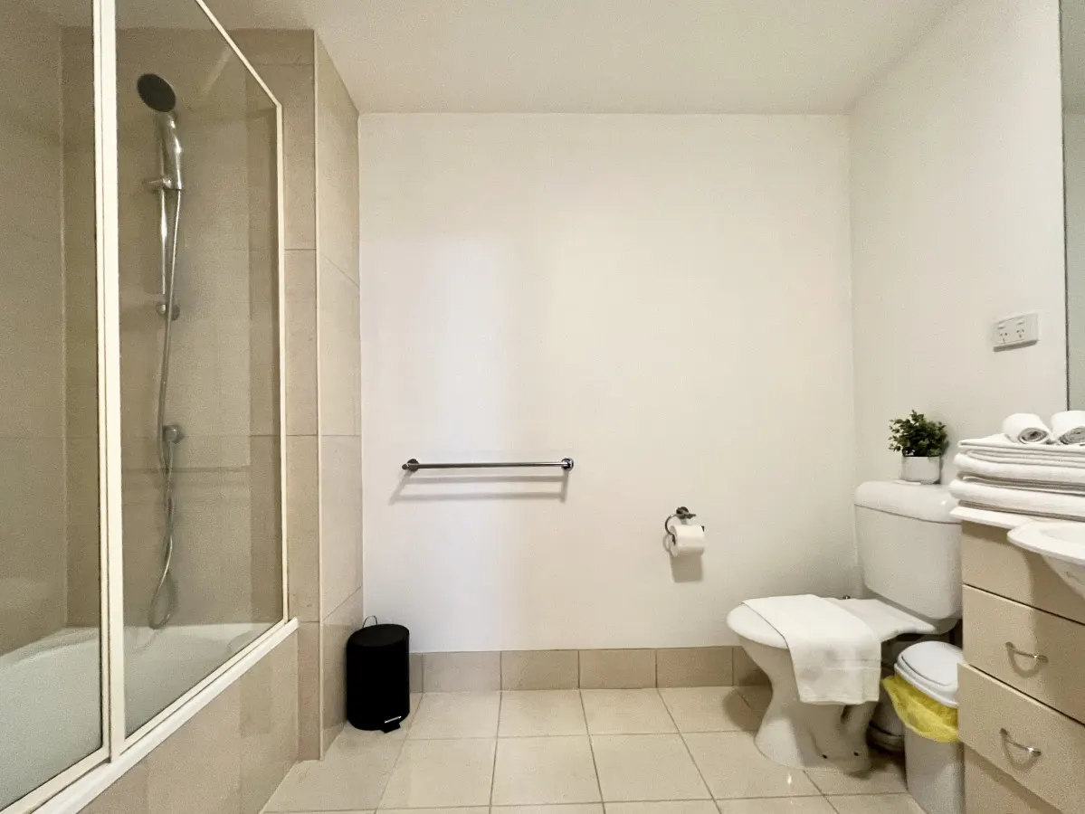 Readyset Apartment at Summit - 3 Bedrooms Apartment - SR1 6