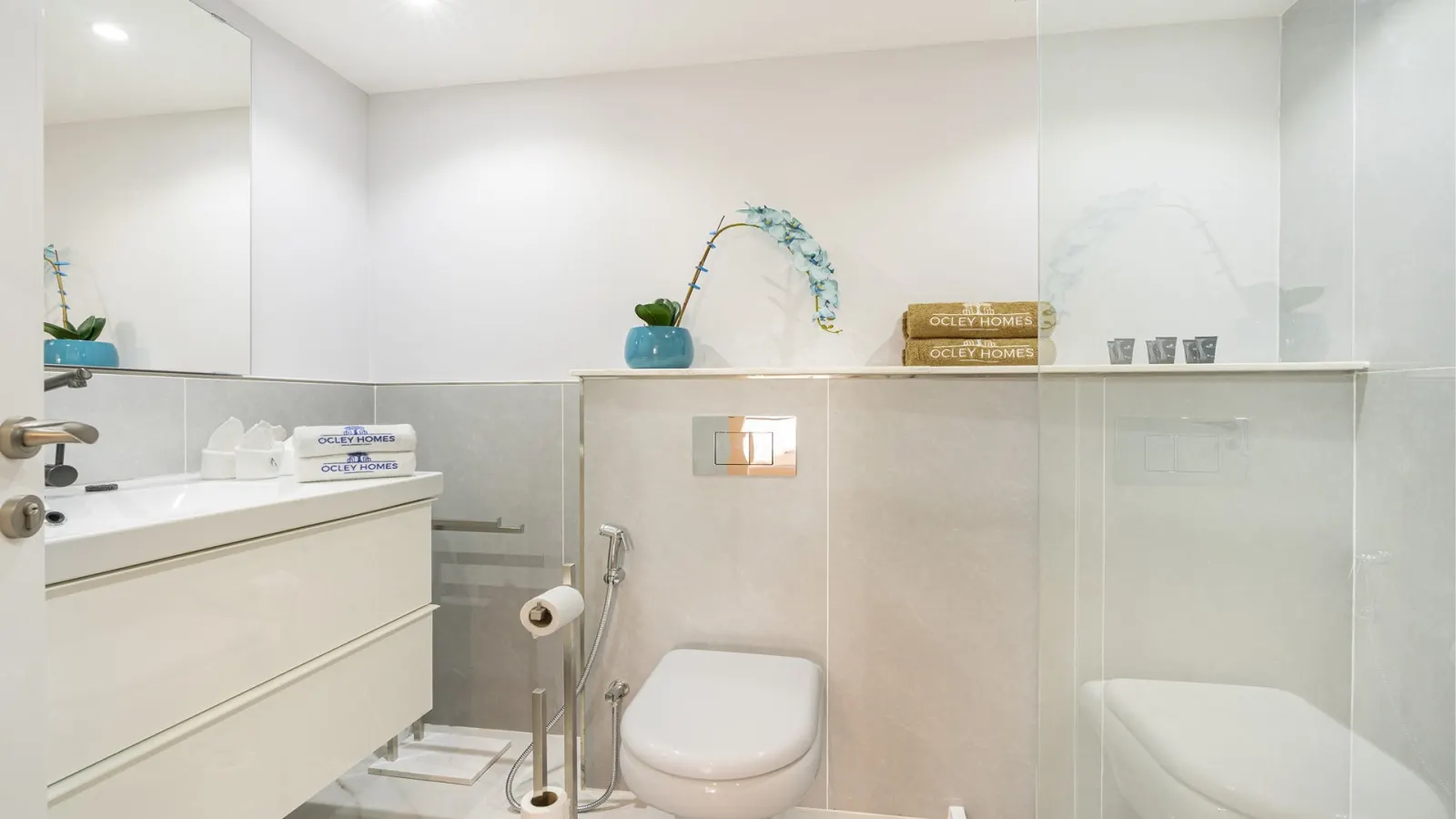 Central Modern JBR Home steps from the Beach 15