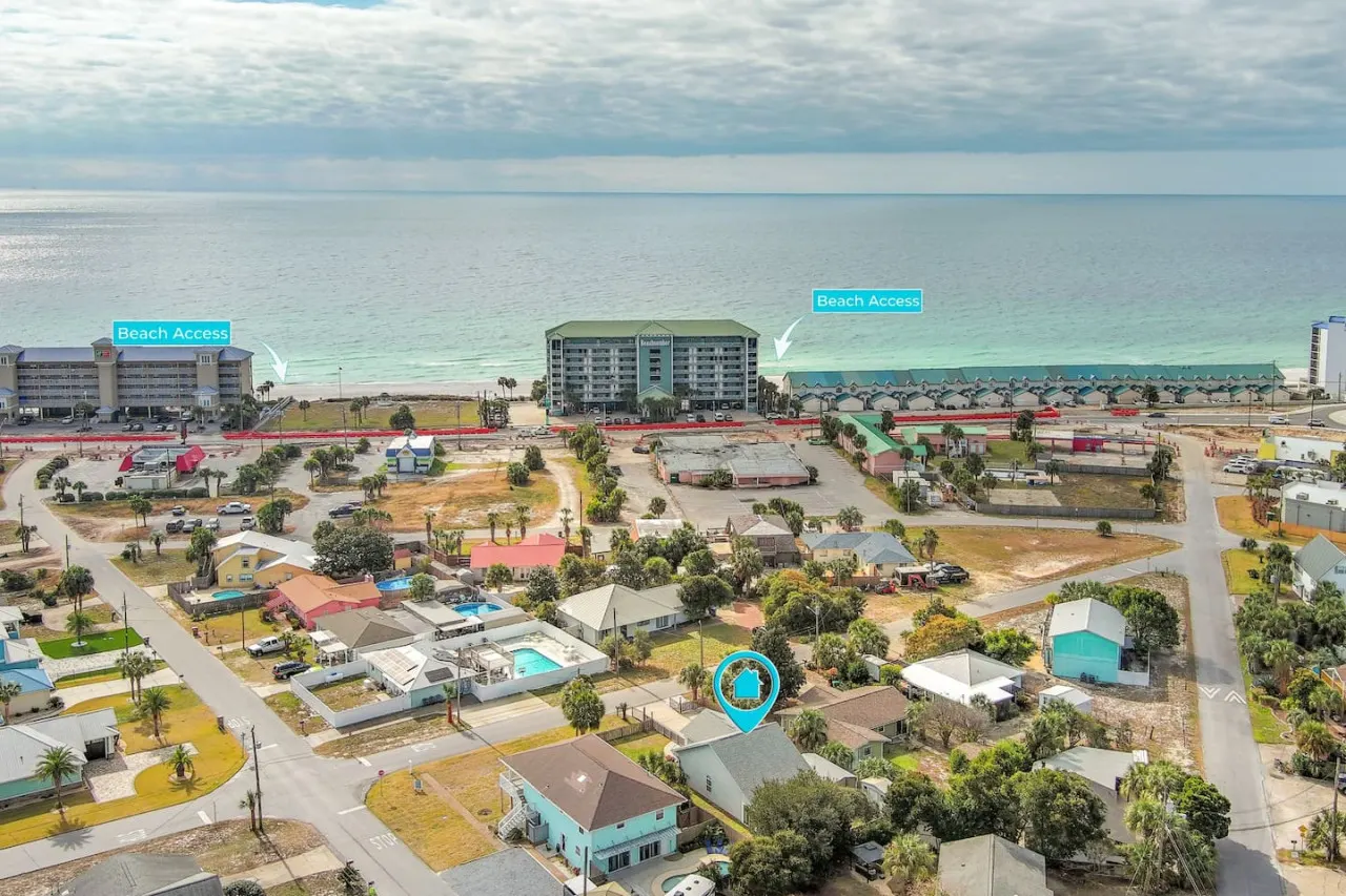 Starfish Beach House Beach Cottage w/ Sunroom & Pet-Friendly 12