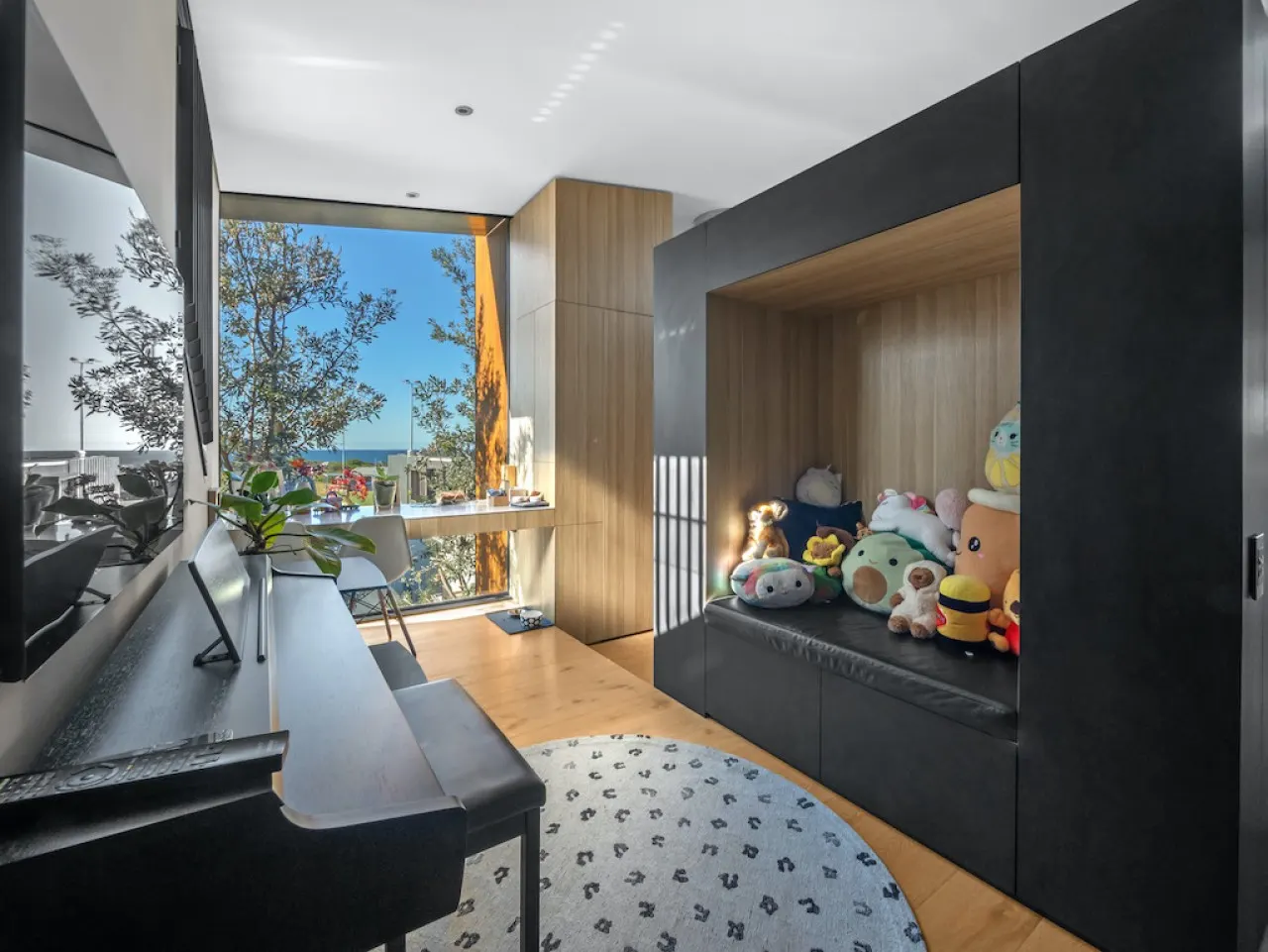 Koya House Pool & Ocean Views Clovelly 17