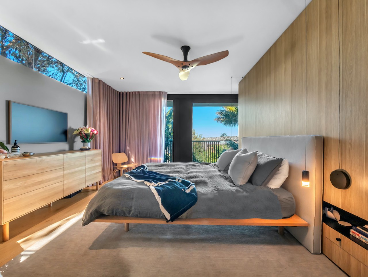 Koya House Pool & Ocean Views Clovelly 6
