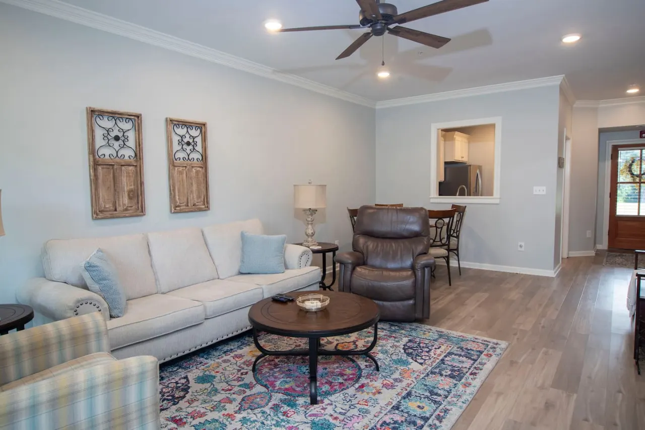 Ground Floor Golf Course Condo 9