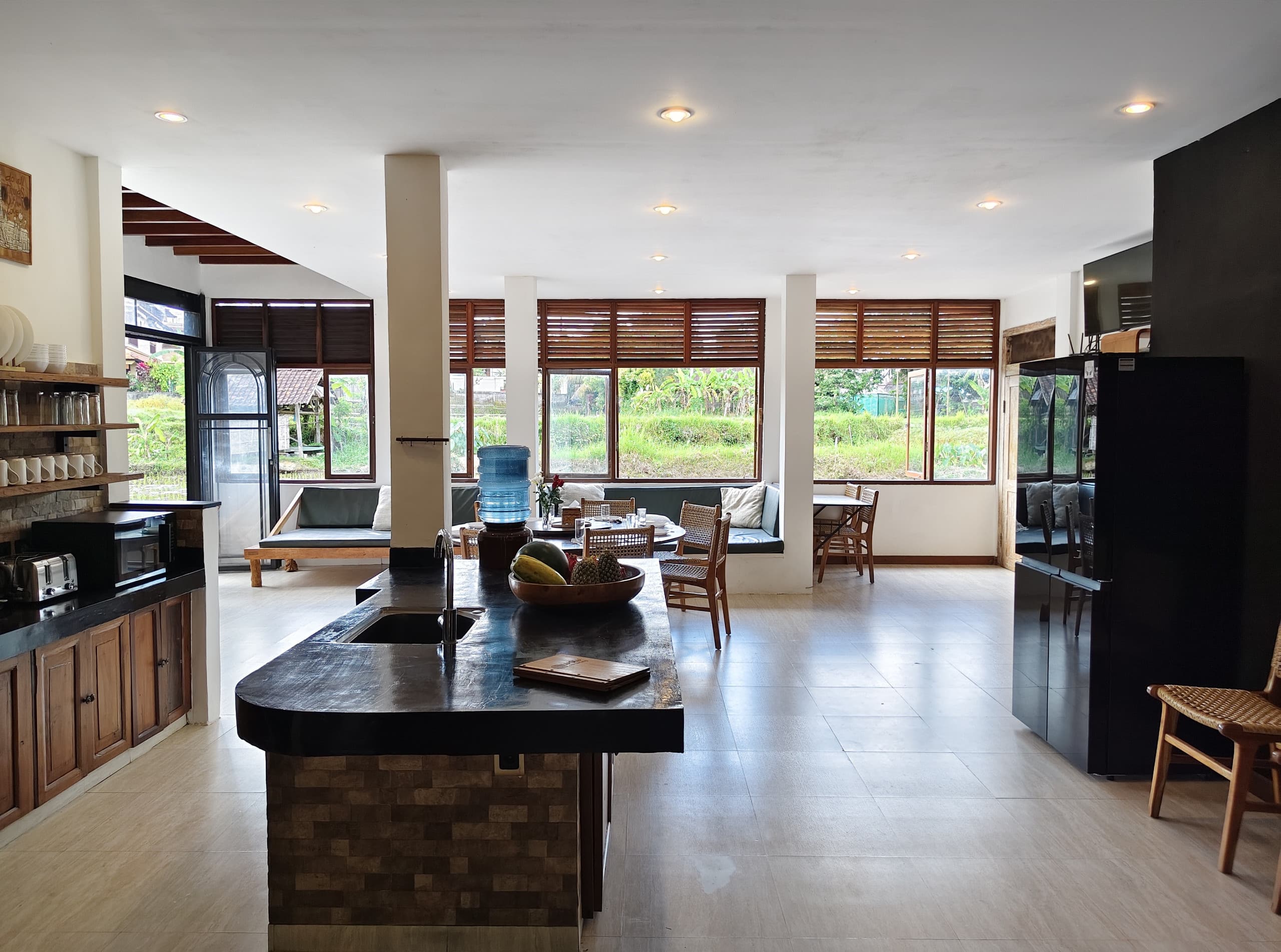 7BR Villa WoW by Inspirit Ubud with Ricefield View 13