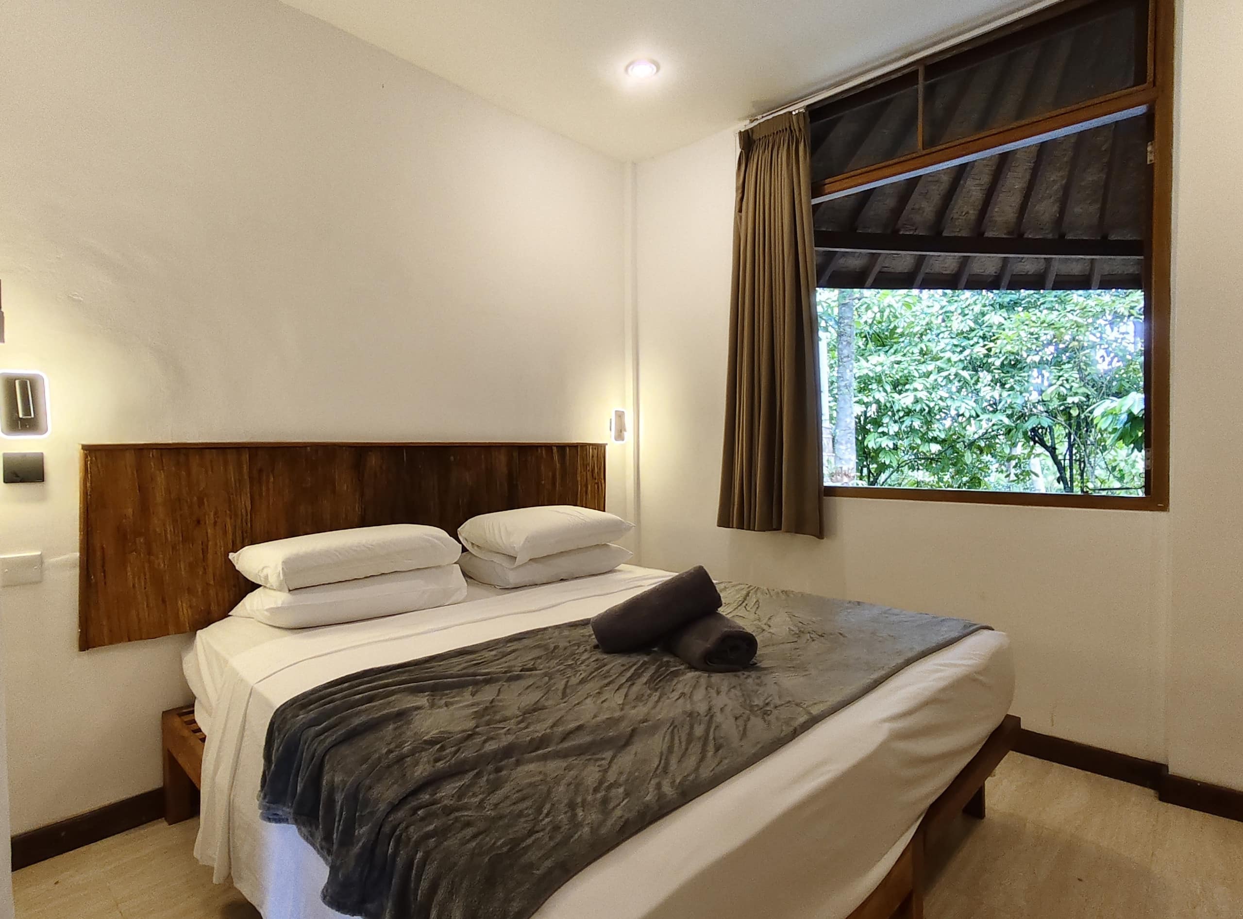 7BR Villa WoW by Inspirit Ubud with Ricefield View 16