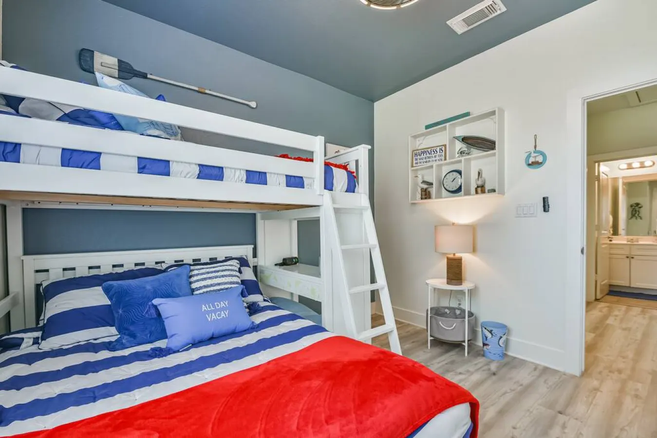 Stella Maris Fabulous Beach Club Pointe West 13
