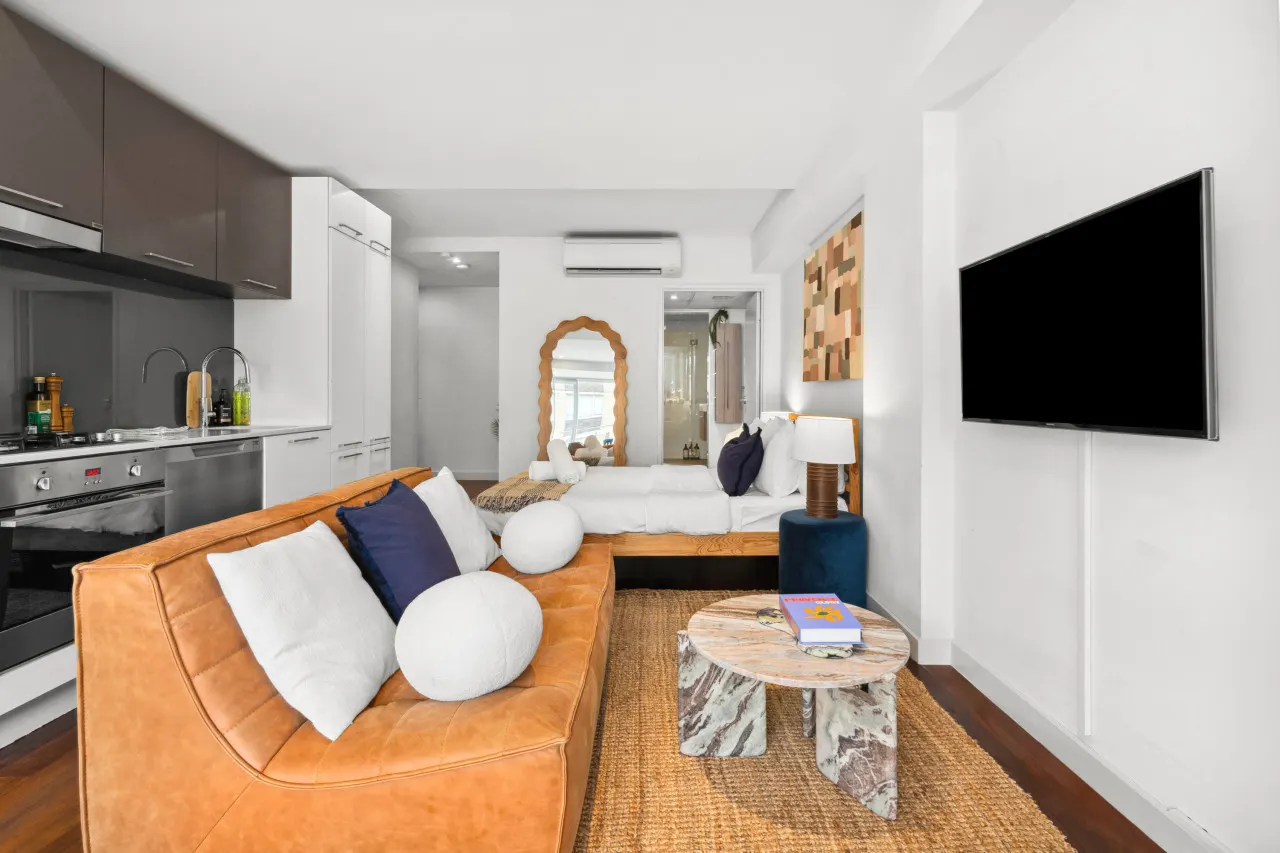 Mini Penthouse by Sydney Dreams 8