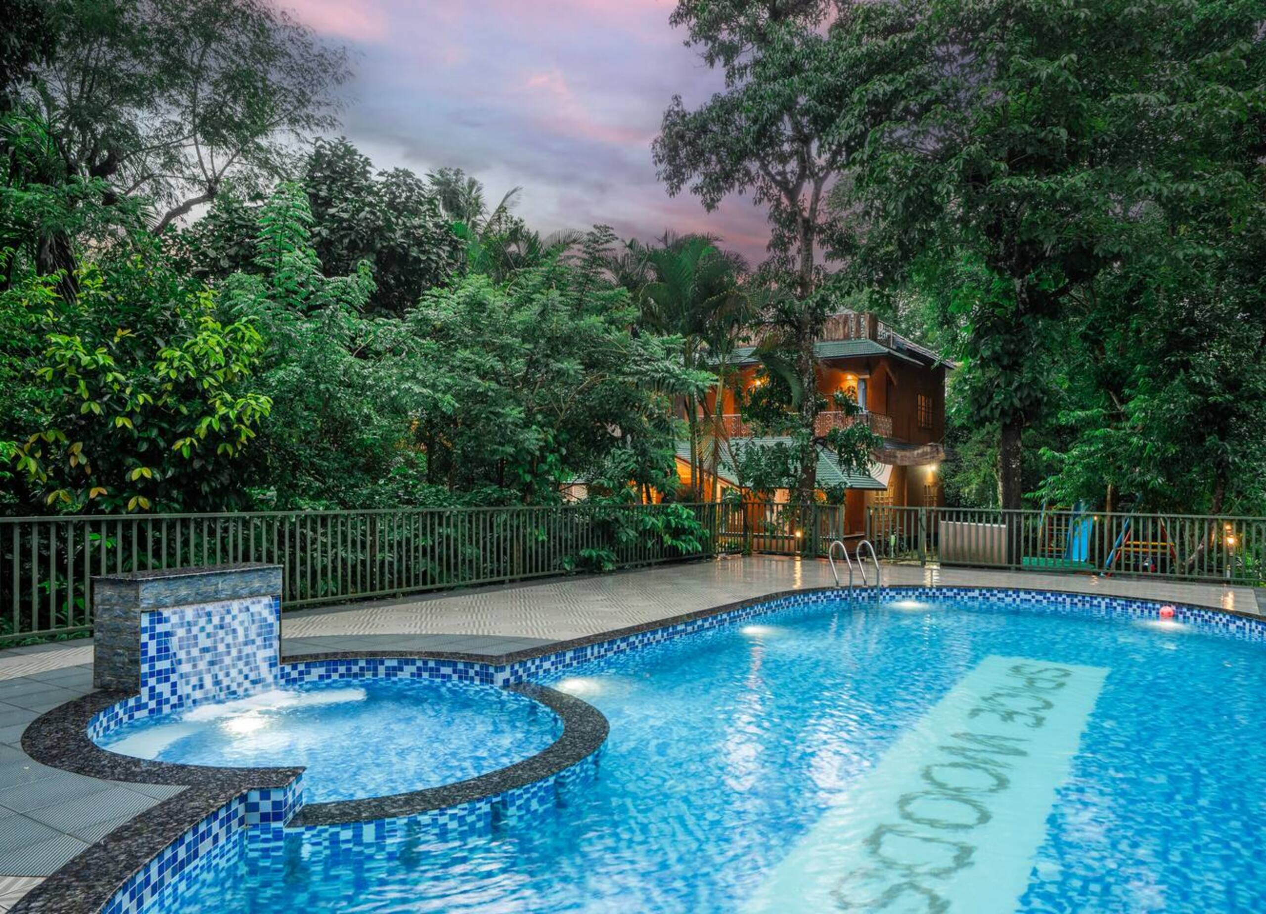 De Spicewoods | 4 Bedroom Pool Villa | Breakfast 8