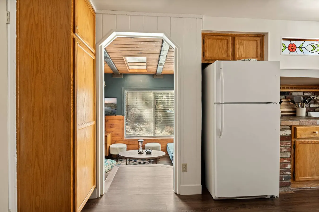 Iris Haus, w/ Hot Tub, Forest Views and Game Room 10