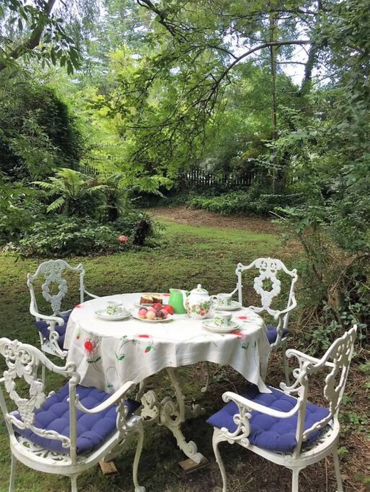5 Craigend, Leura Leura Mall: 3 Mins Walk to Shops Weekday Specials 15