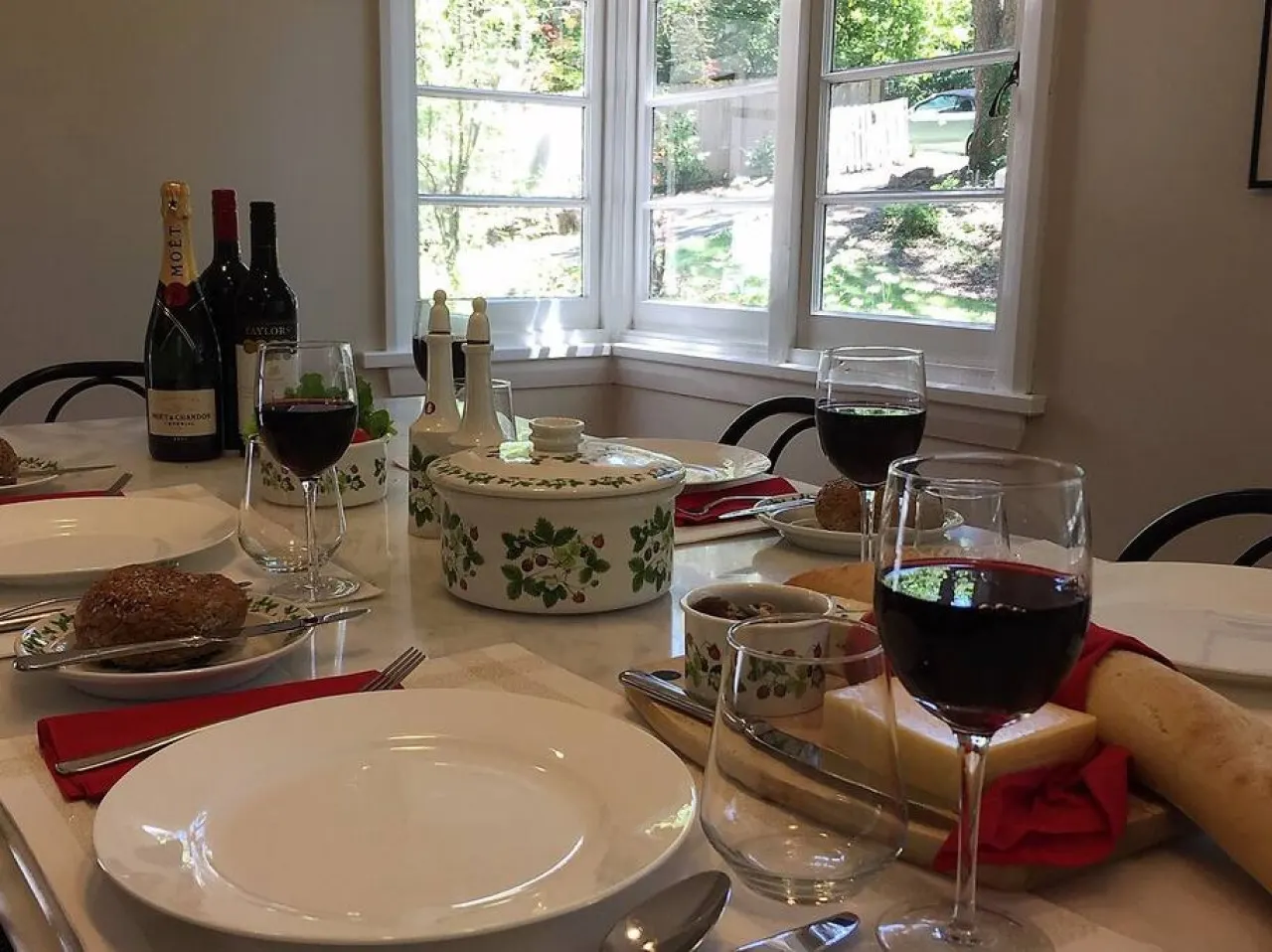 5 Craigend, Leura Leura Mall: 3 Mins Walk to Shops Weekday Specials 7