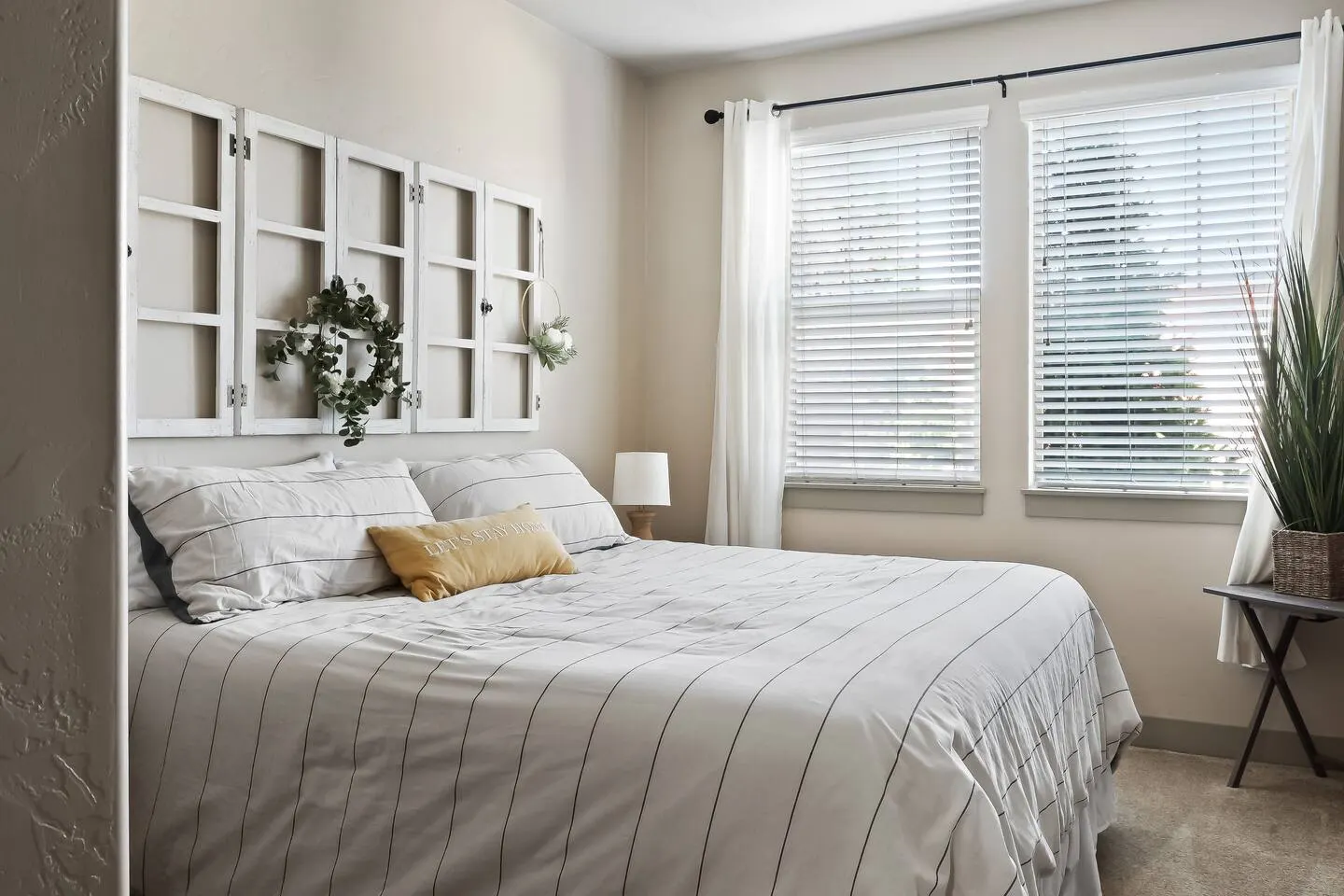 Farmhouse inspired Chic Corporate Oasis 8
