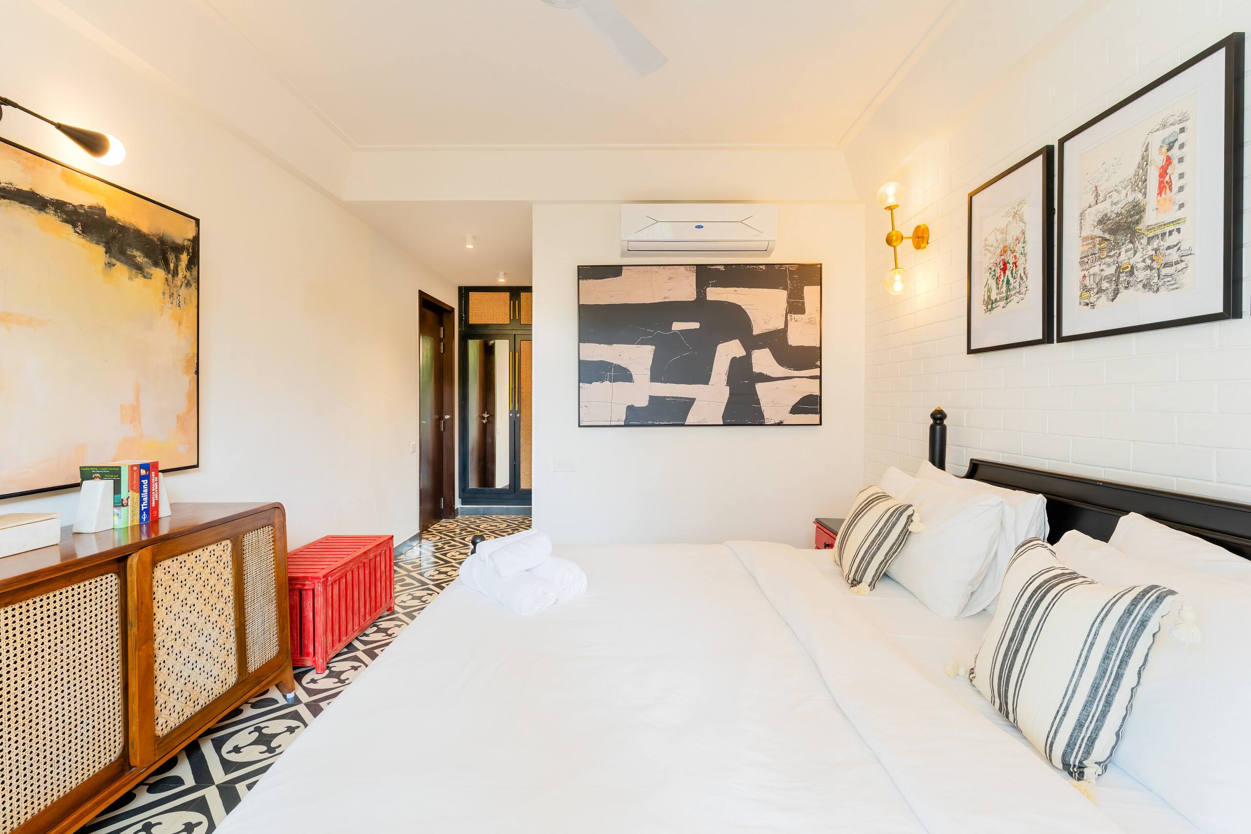 Sereno Arthouse - 2bhk modern villa w/private pool 24