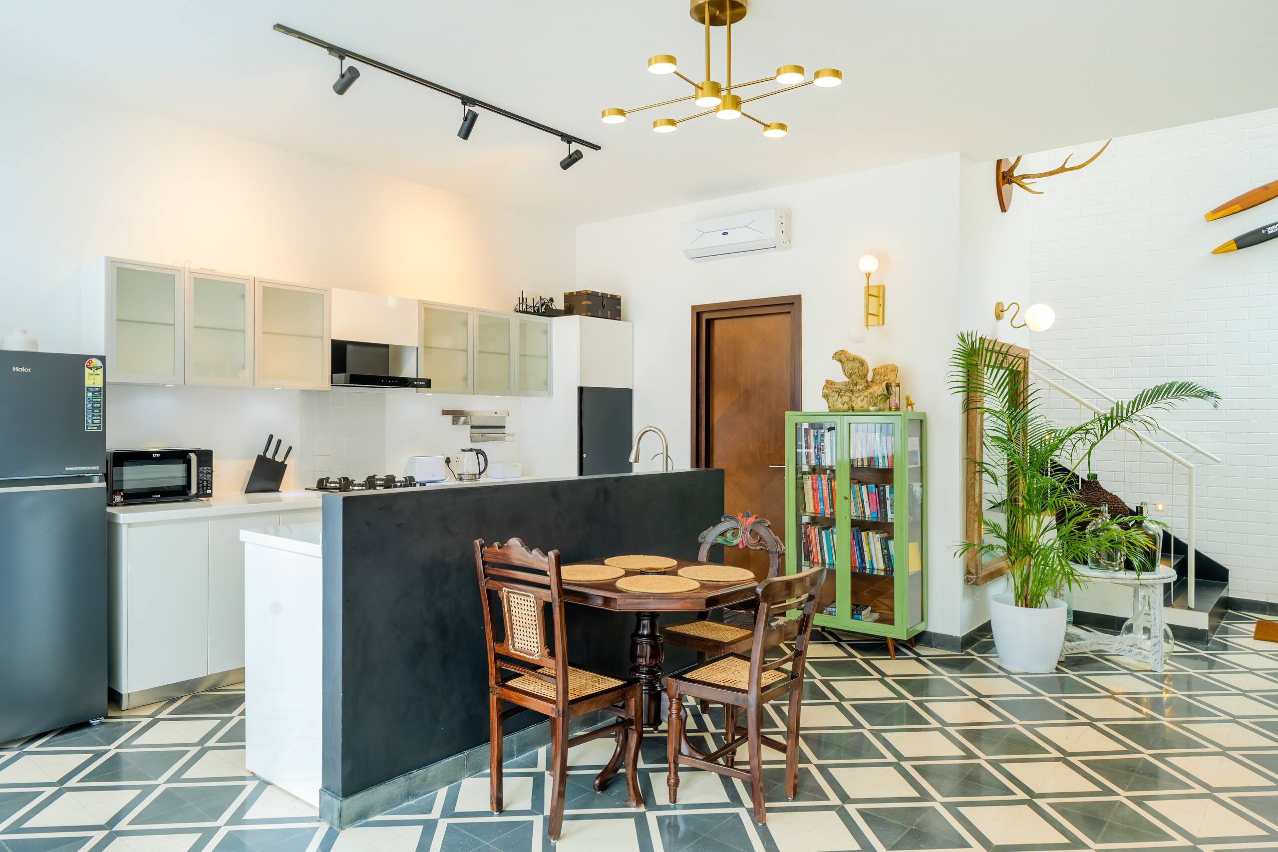 Sereno Arthouse - 2bhk modern villa w/private pool 19