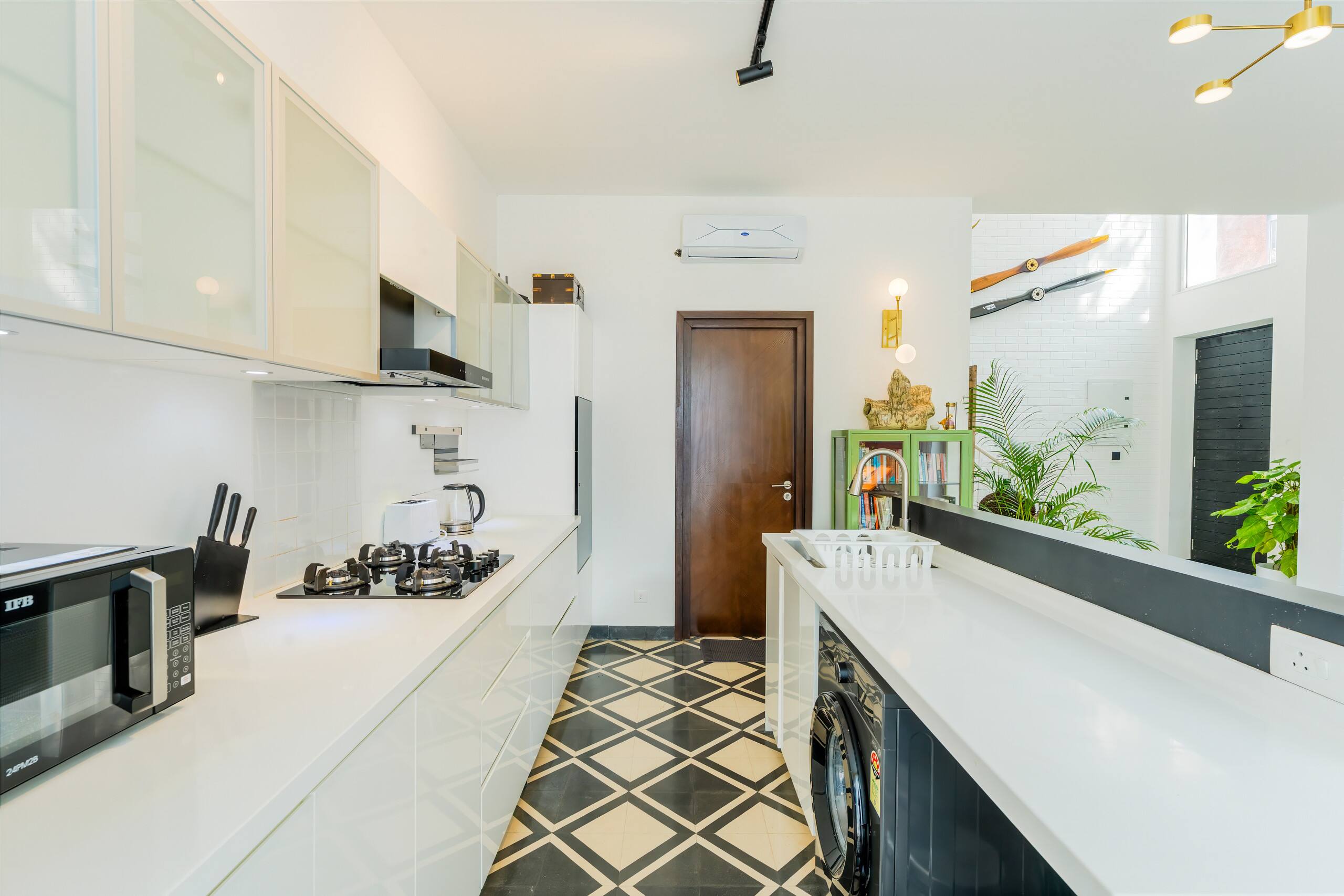 Sereno Arthouse - 2bhk modern villa w/private pool 17