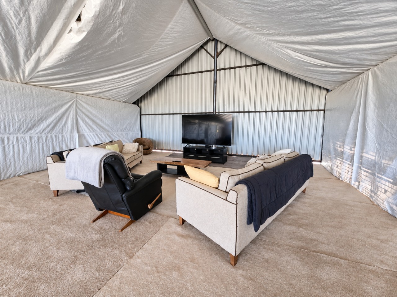 Redgum River Retreat Spa, Glamping & Pavilion 6