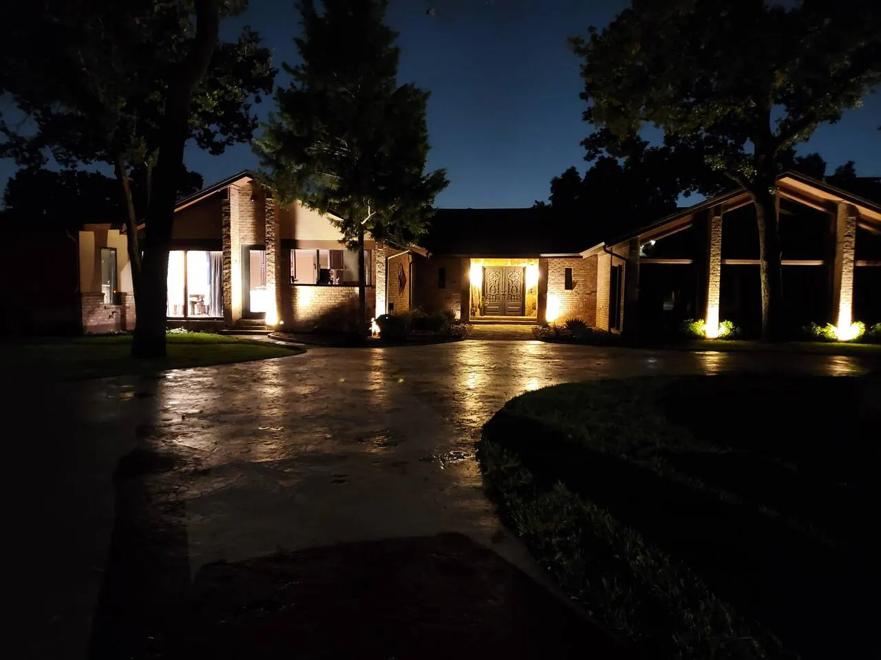Large Vacation Retreat with Private Pool + Hot Tub — photo 5