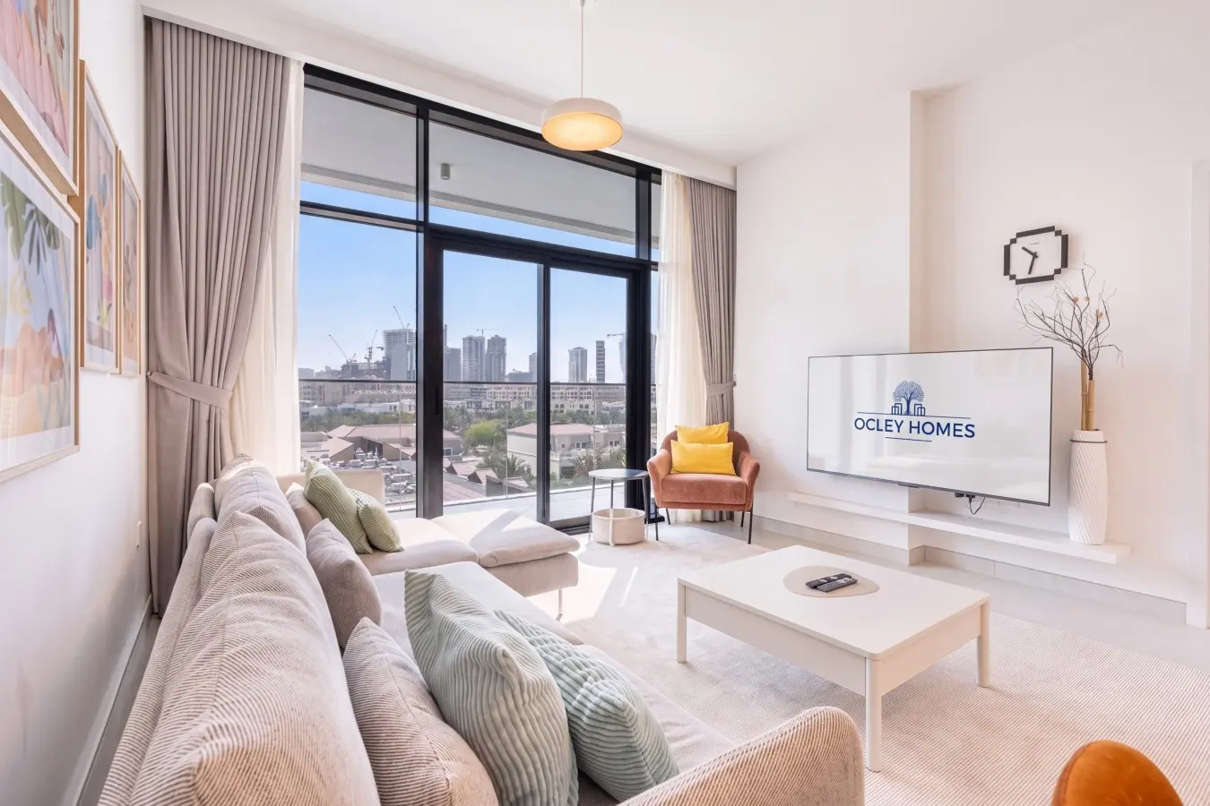 Spacious Chic Home with Great Facilities 7