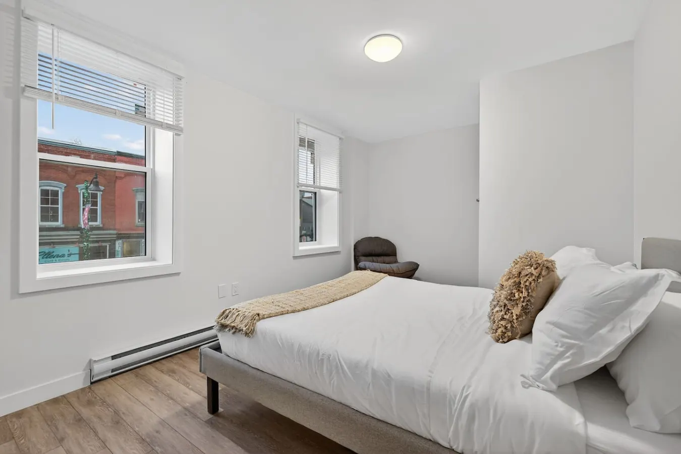 Celestial Stay Luxy 2BR Netflix Parking 10