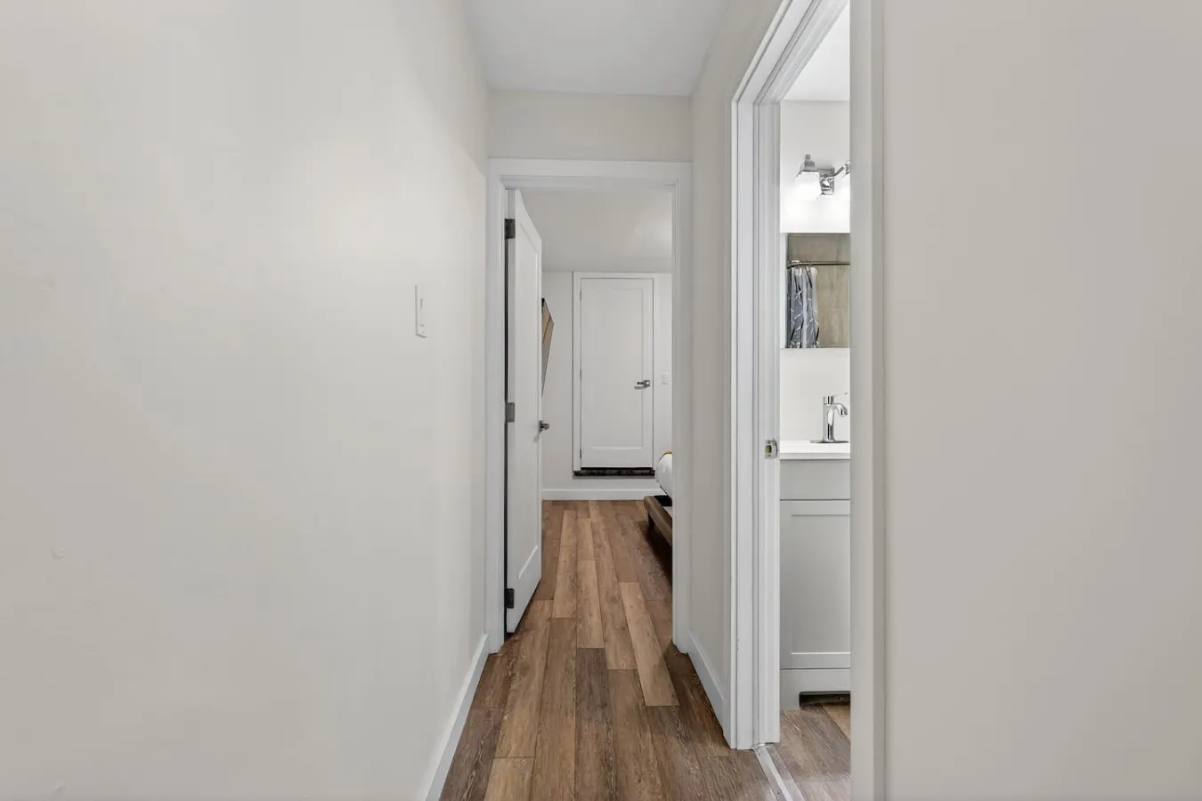 Celestial Stay Luxy 2BR Netflix Parking 12